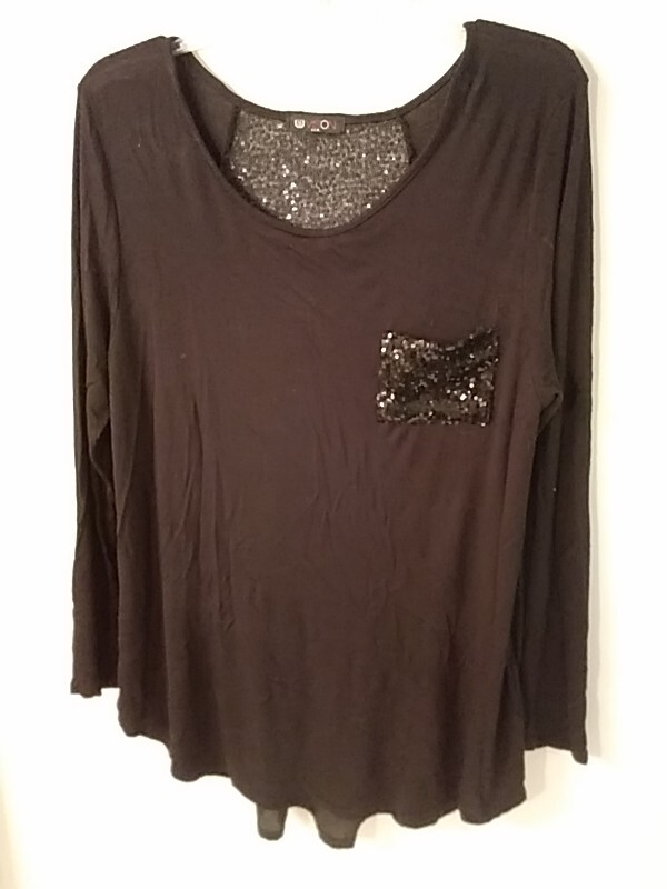 Vision brand women’s black top sequins front pocket L rayon spandex polyester