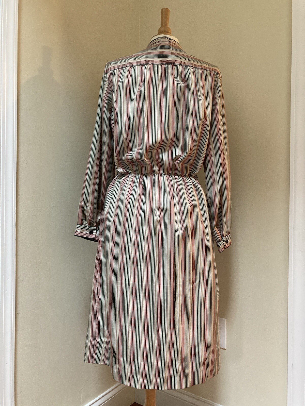 Vtg 70s Nancy Greer Striped Shirt Dress Tan Black Red Green 28 in Waist Small
