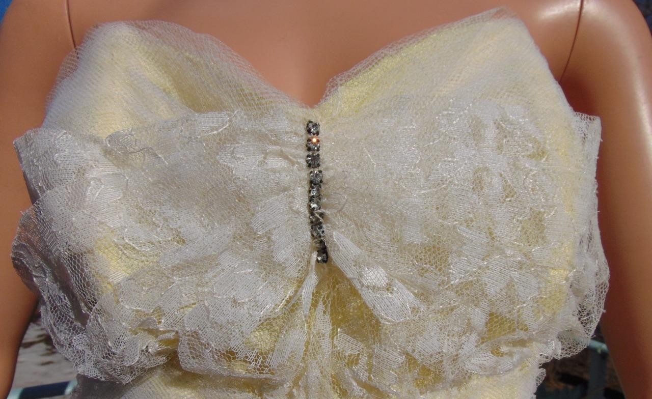 VTG 50s White & Yellow Tulle Chantilly Lace Strapless Prom Dress 24W