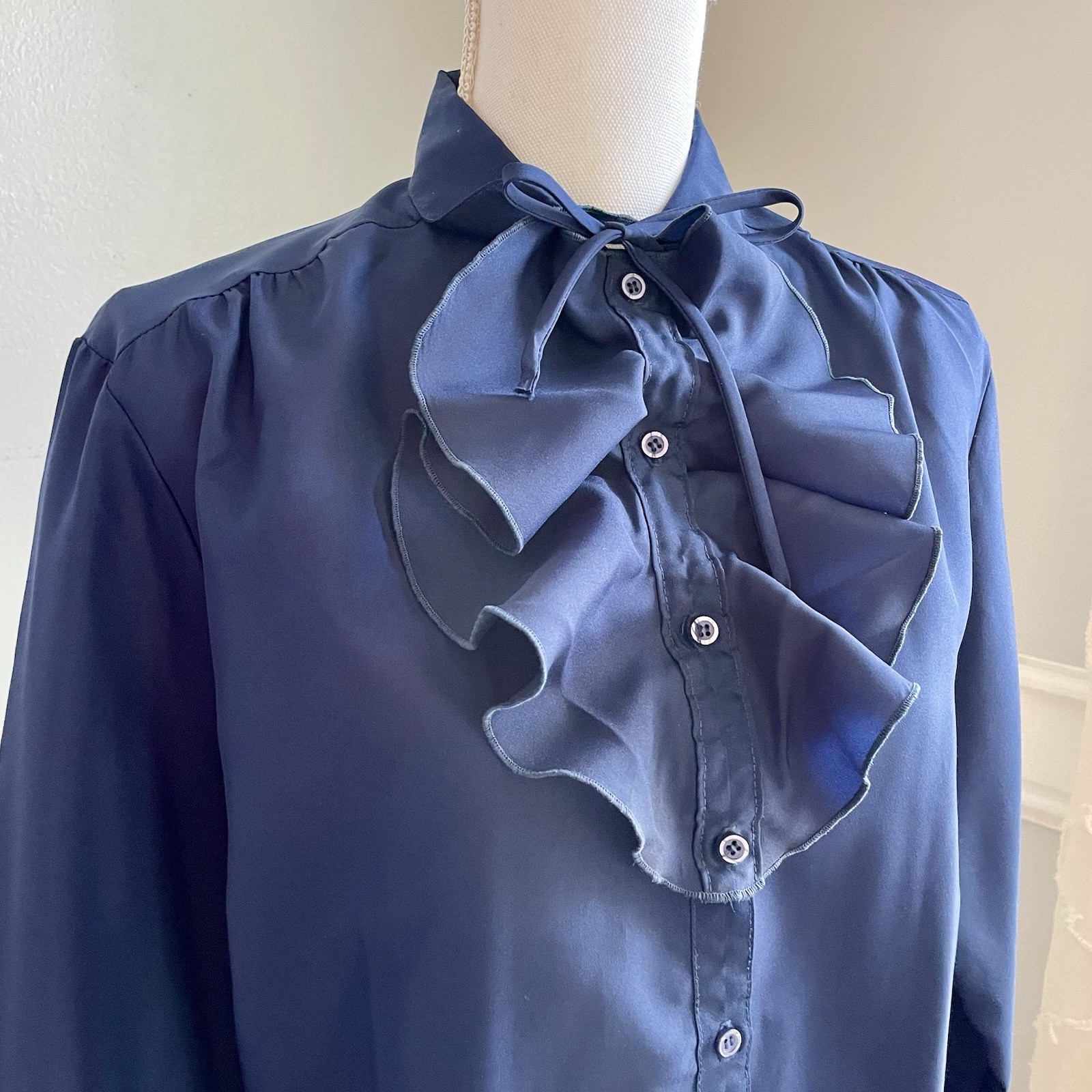 Vtg 60s Ship ’n Shore Navy Blouse Size 16 Detachable Ruffle Bow Tie Button Up