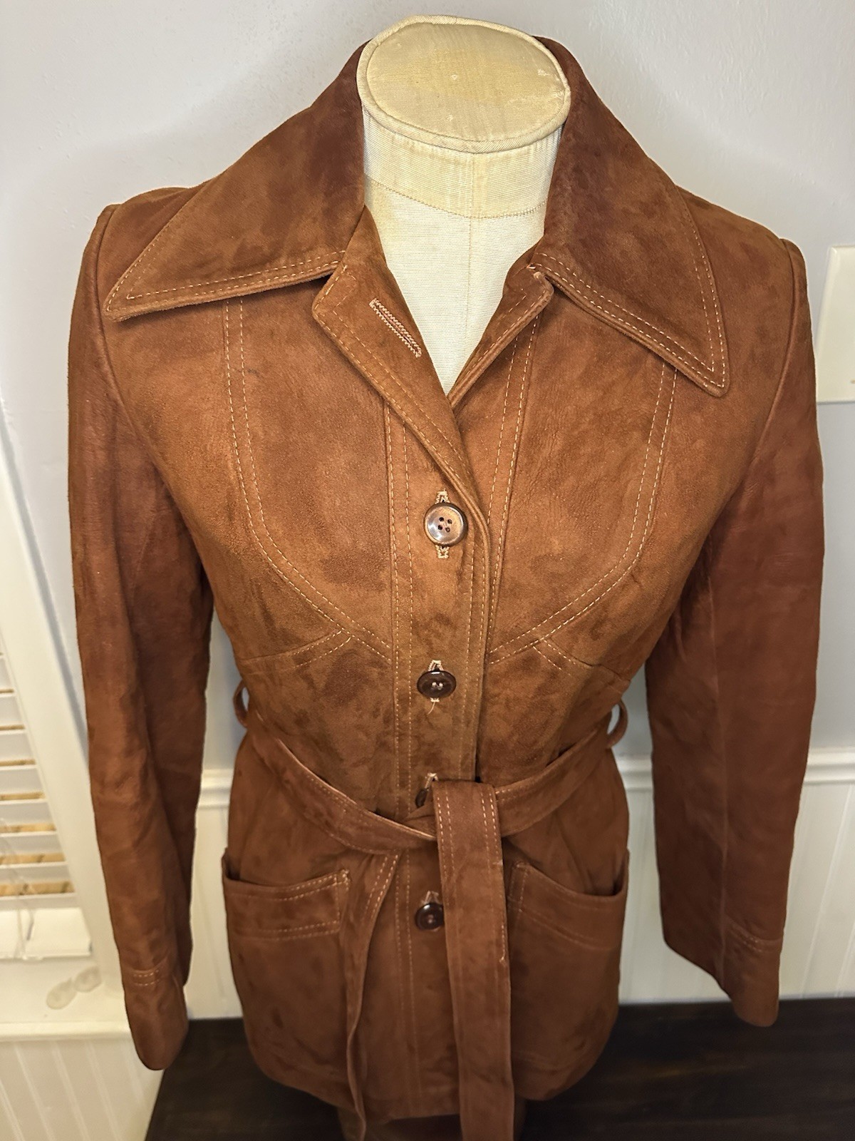 New England Sportswear Company Suede Leather Mahogany Belted Coat Women’s Size 8
