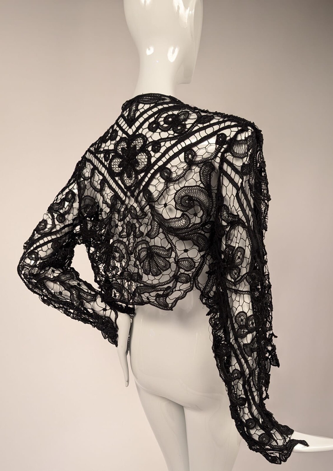 GOTHIC EDWARDIAN HAND MADE LACE JACKET W FLORAL MOTIFS
