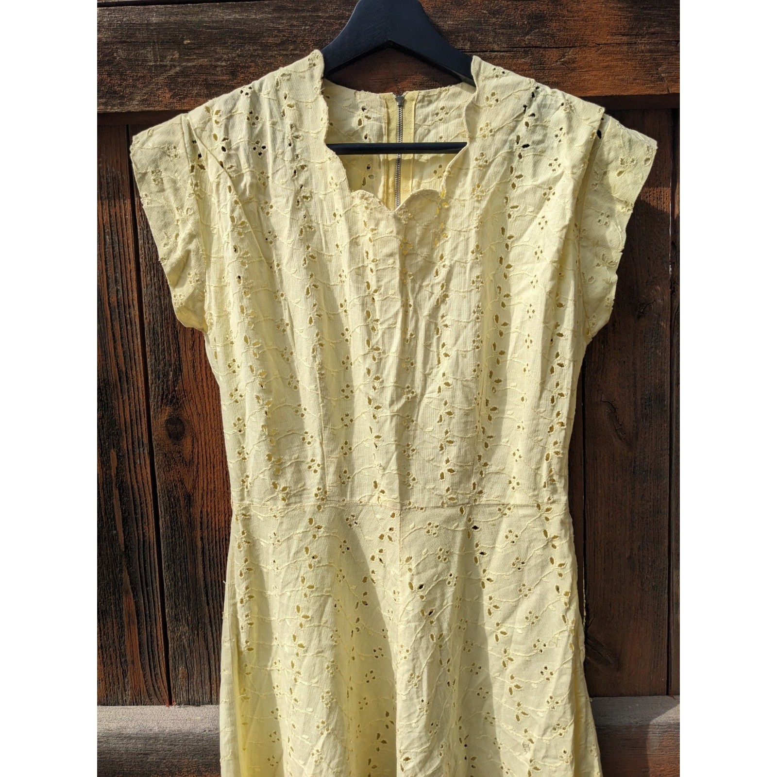 Vintage 50s Eyelet Lace Dress XS Yellow Cotton Cottagecore 1950s Summer Day Midi