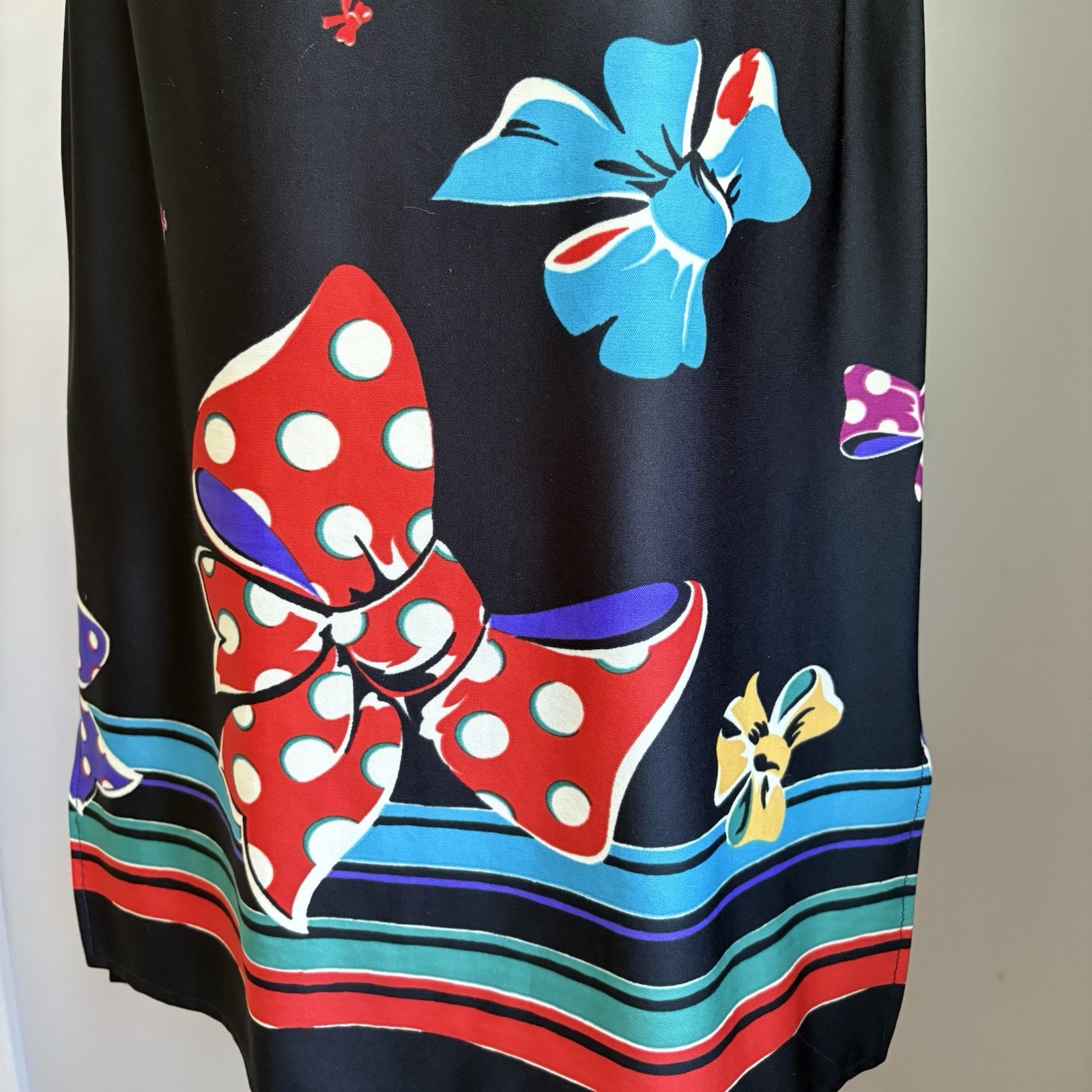 Vintage 1970’s Pop Art Bow Print on Jet Black Dress France Size S/M