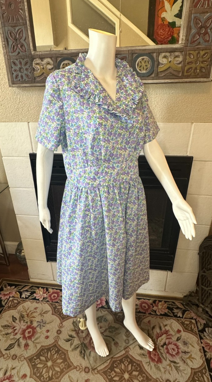 Vtg Lg 1950s Full Skirt Day Dress tea collared Handmade Floral a-line MCM Party