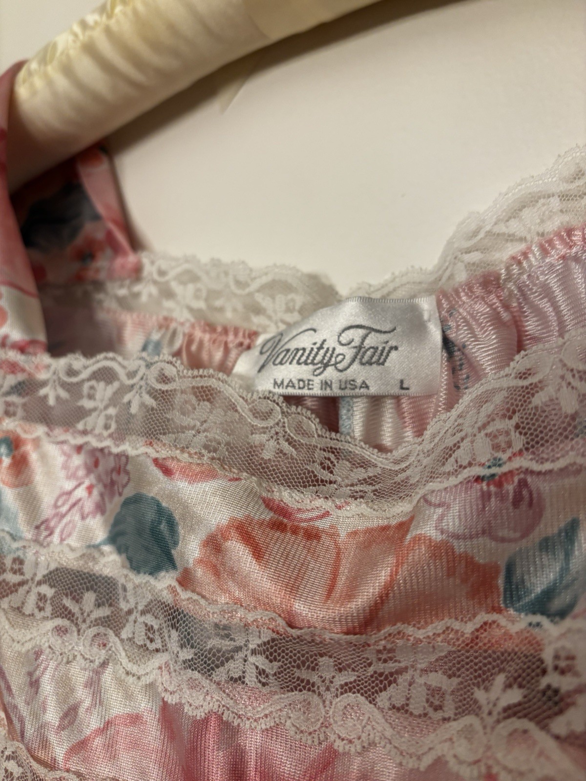 VTG Vanity Fair Floral Nightgown Size L Lace Trim Pink Made in USA Cottagecore