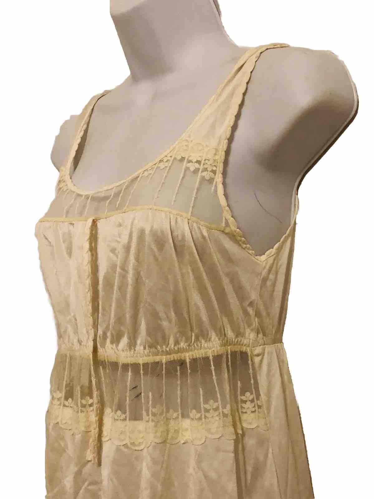 VTG Keynote Long Ivory Nightgown Made In UK Sheer Nylon Mesh Lace US S UK 10-12