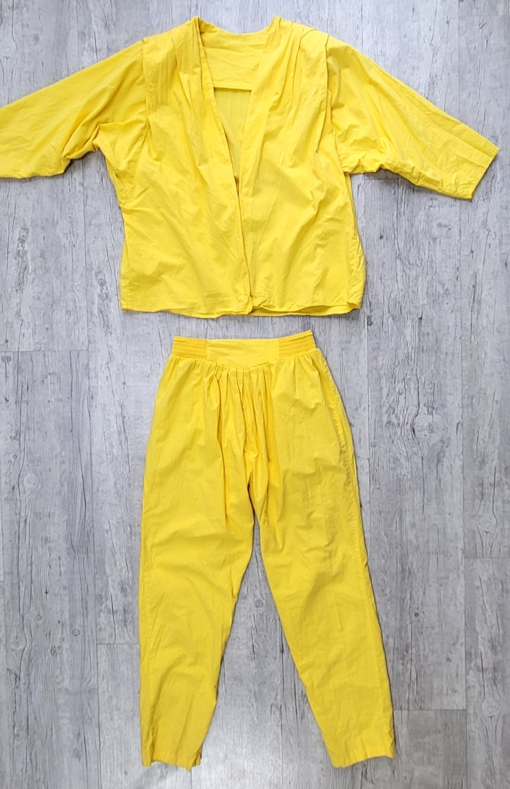 2 Piece 1980’s Vintage Yellow Jacket & Pants Outfit – Size S – EUC