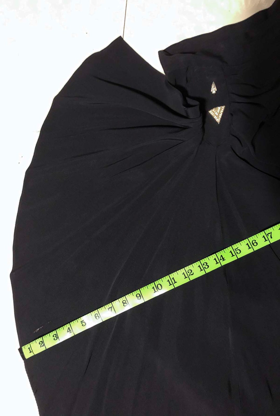 Vintage elegant 30s – 40s Black Rayon Crepe Wrap Sarong Skirt w/pin waist 27