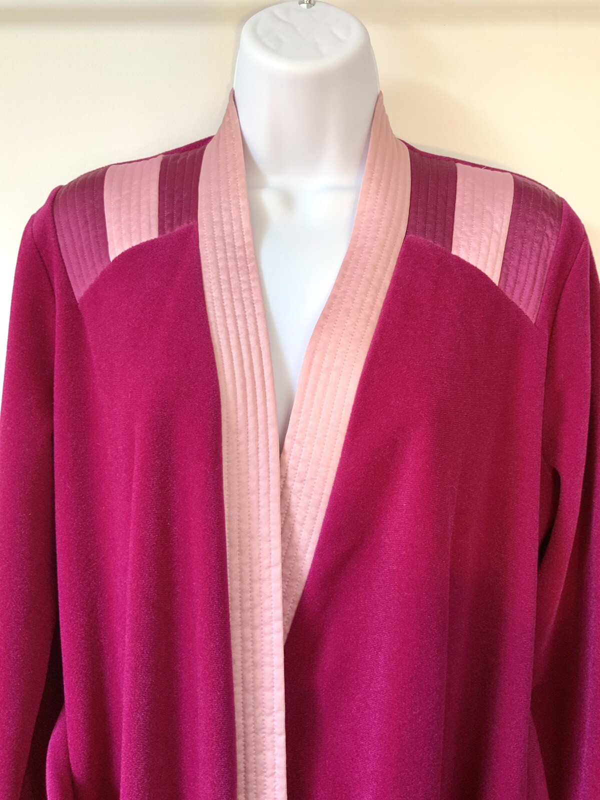 VANITY FAIR LONG FLEECE ROBE HOUSE COAT SZ 12 Fuscia Plum Side Pockets Tie Belt
