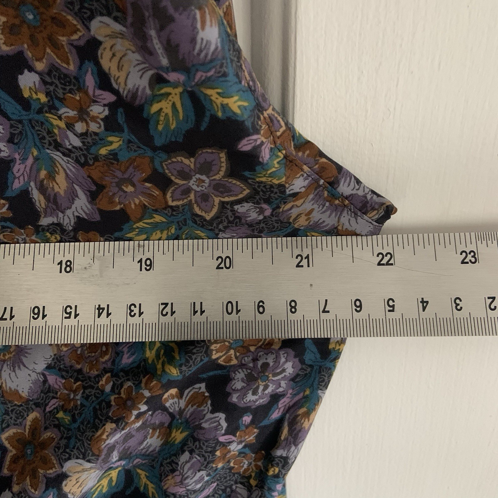 Vintage 70s ADAMO Silk Feel Button Front Blouse Dark Floral Elastic Waist Blouse