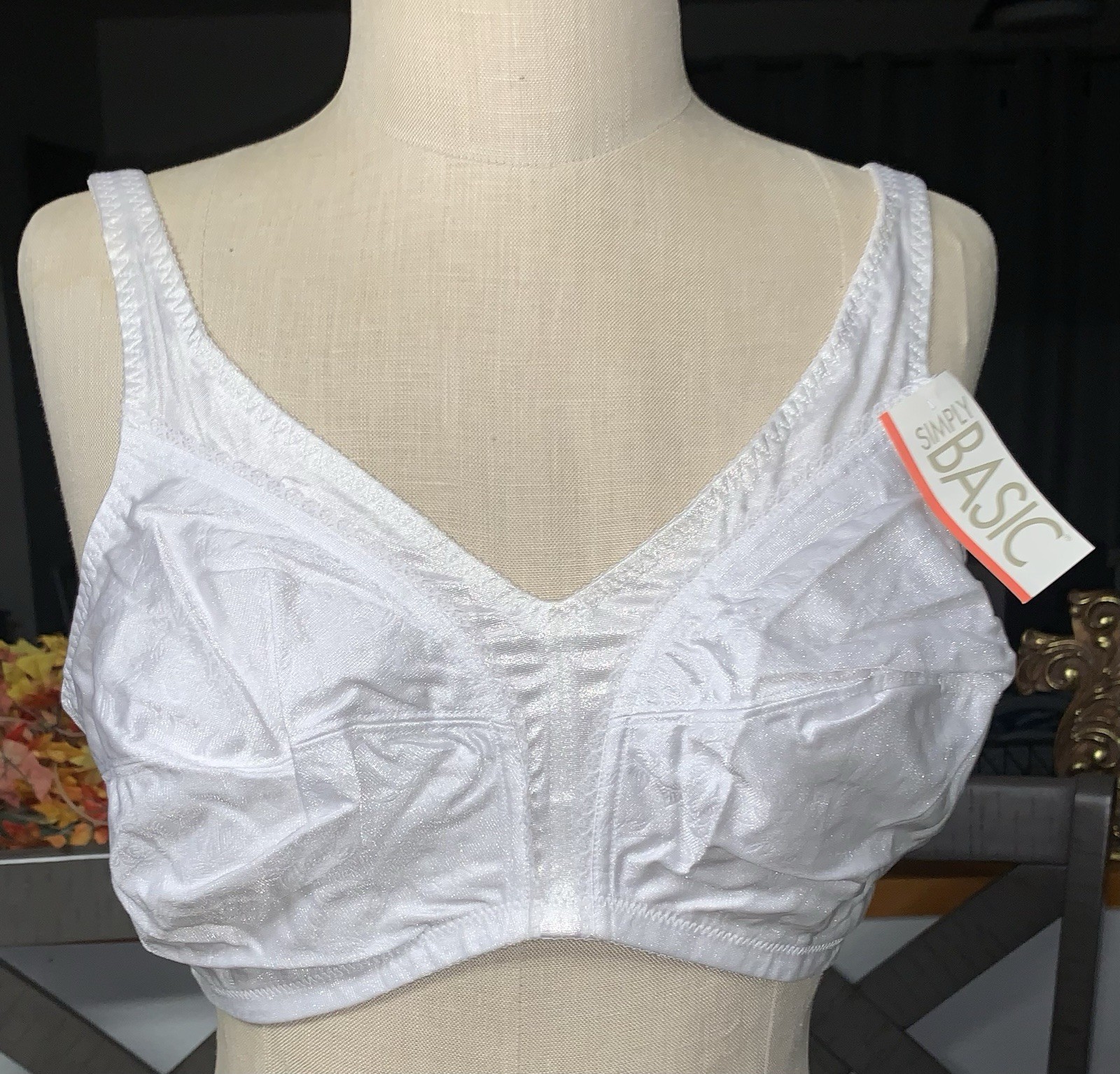 B1 NOS 5358 WALMART SIMPLY BASIC 40D CLASSIC WHITE MODEST PROMO BRA GRANNY NYLON