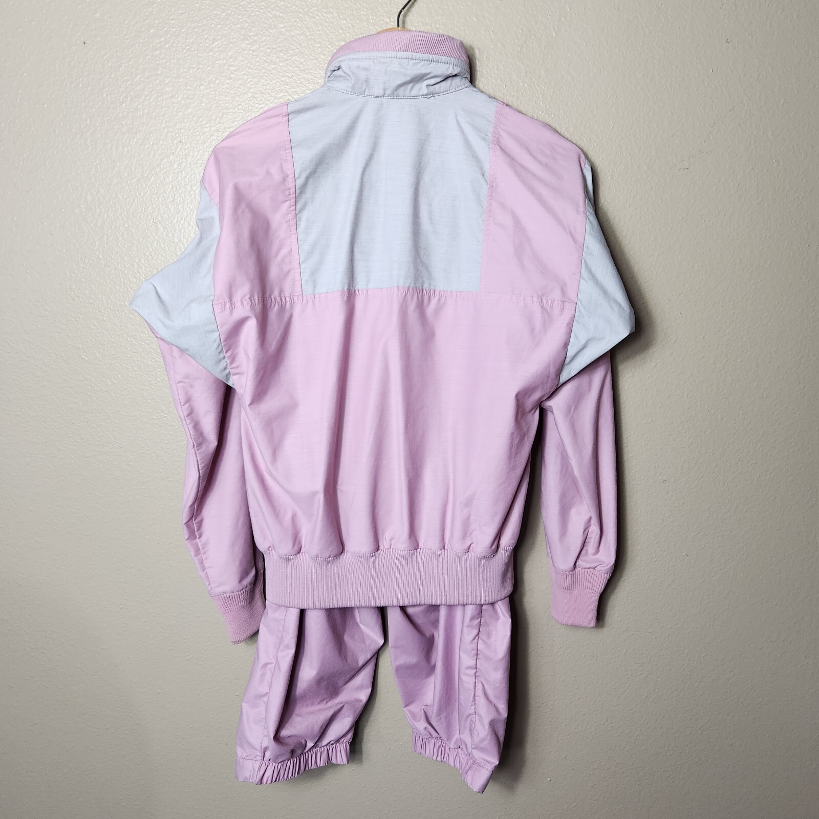 Sunbuster Vintage 80s Colorblock Windbreaker Anorak and Cropped Pants Set-Size L