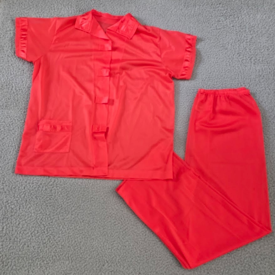 Vintage Henson Kickernick Pajama Set 70s Size 36 Coral Silky Nylon Granny pant