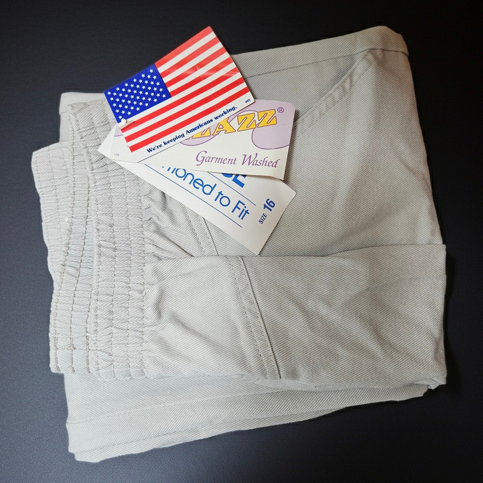 Vintage 90s Pizzazz High Waisted Mom Jeans Straw Beige Tapered Leg NWT Size 16