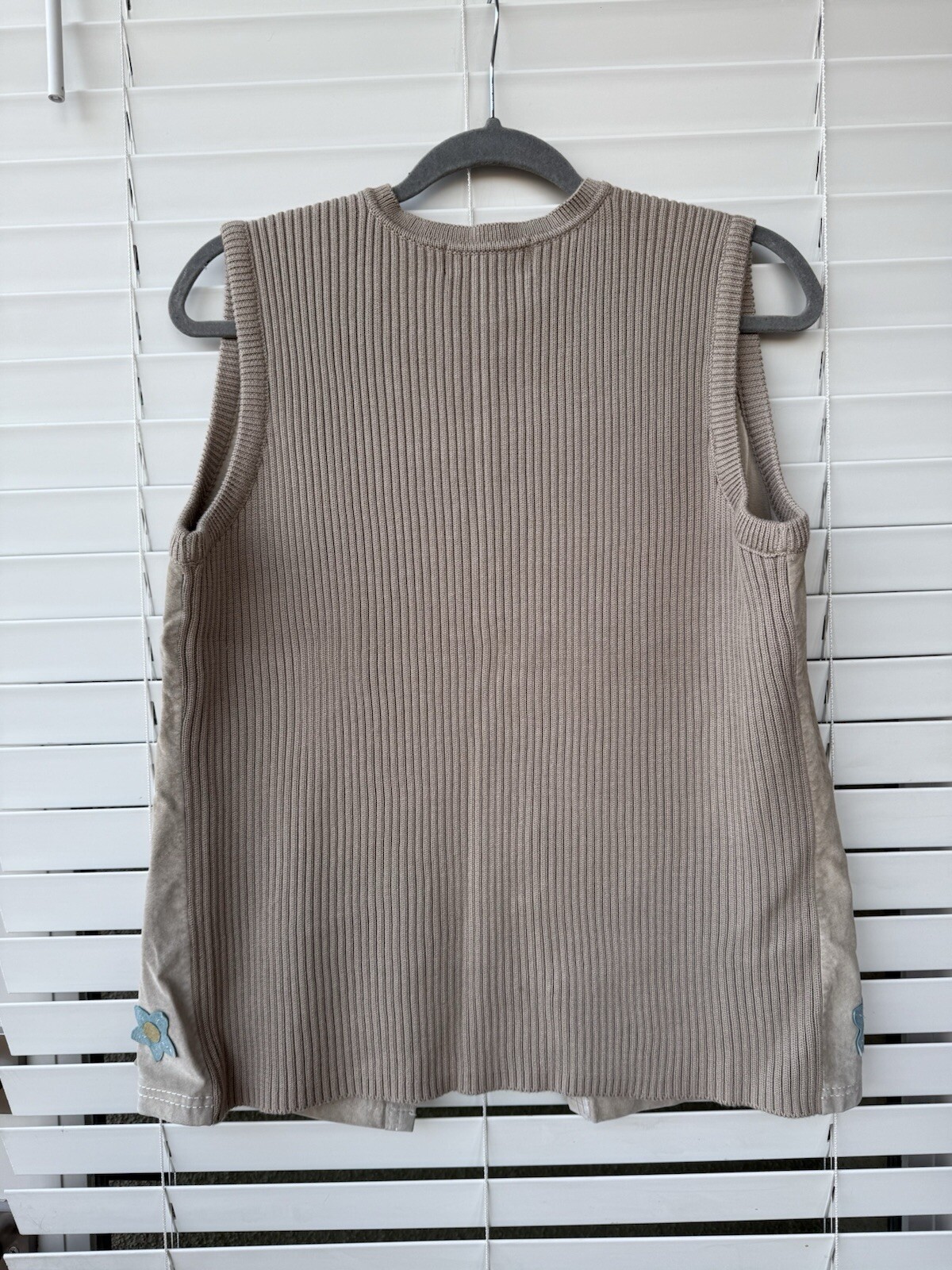 Vintage Suede Vest Request Kathy Levine Floral Embroidered Hippie 90s Festival L