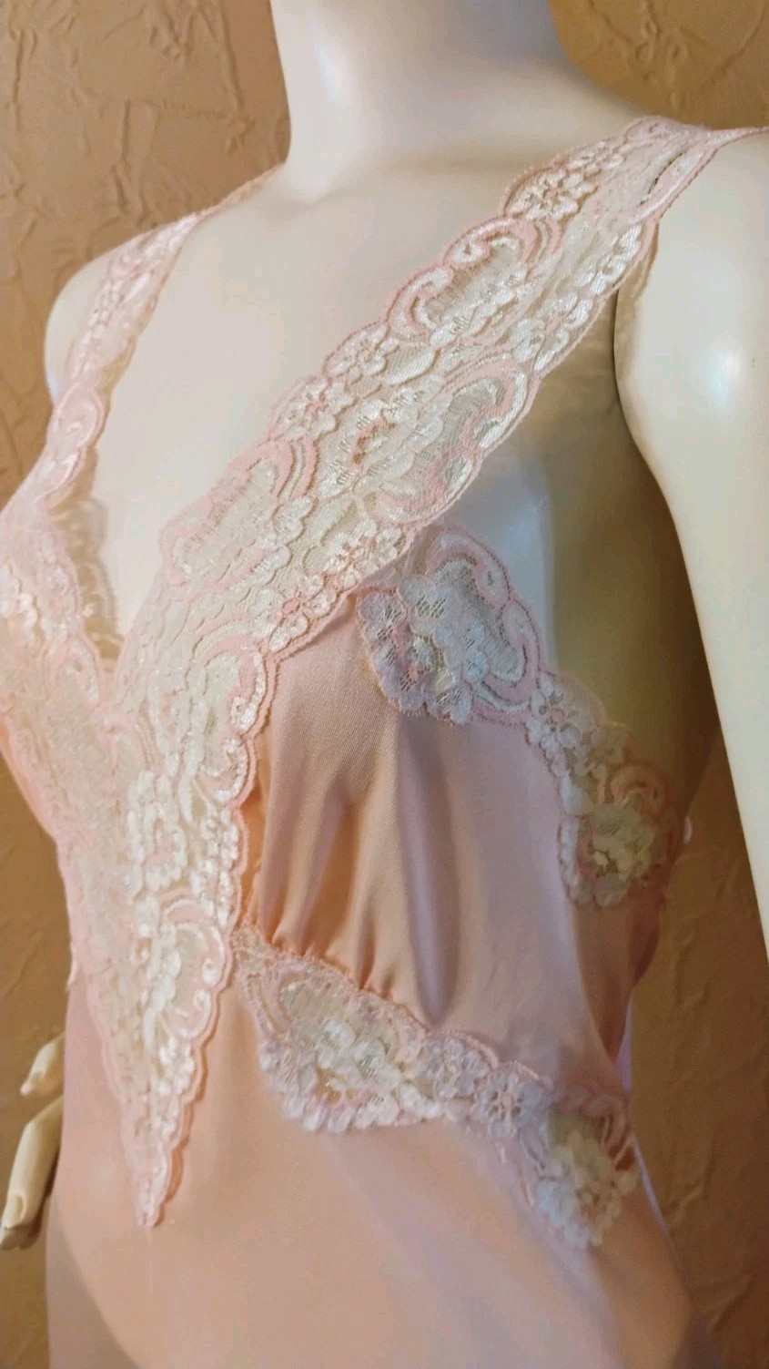 VTG 70’s „Jill Andrea of NY” Peach 100% Nylon Romantic Coquette Negligee L