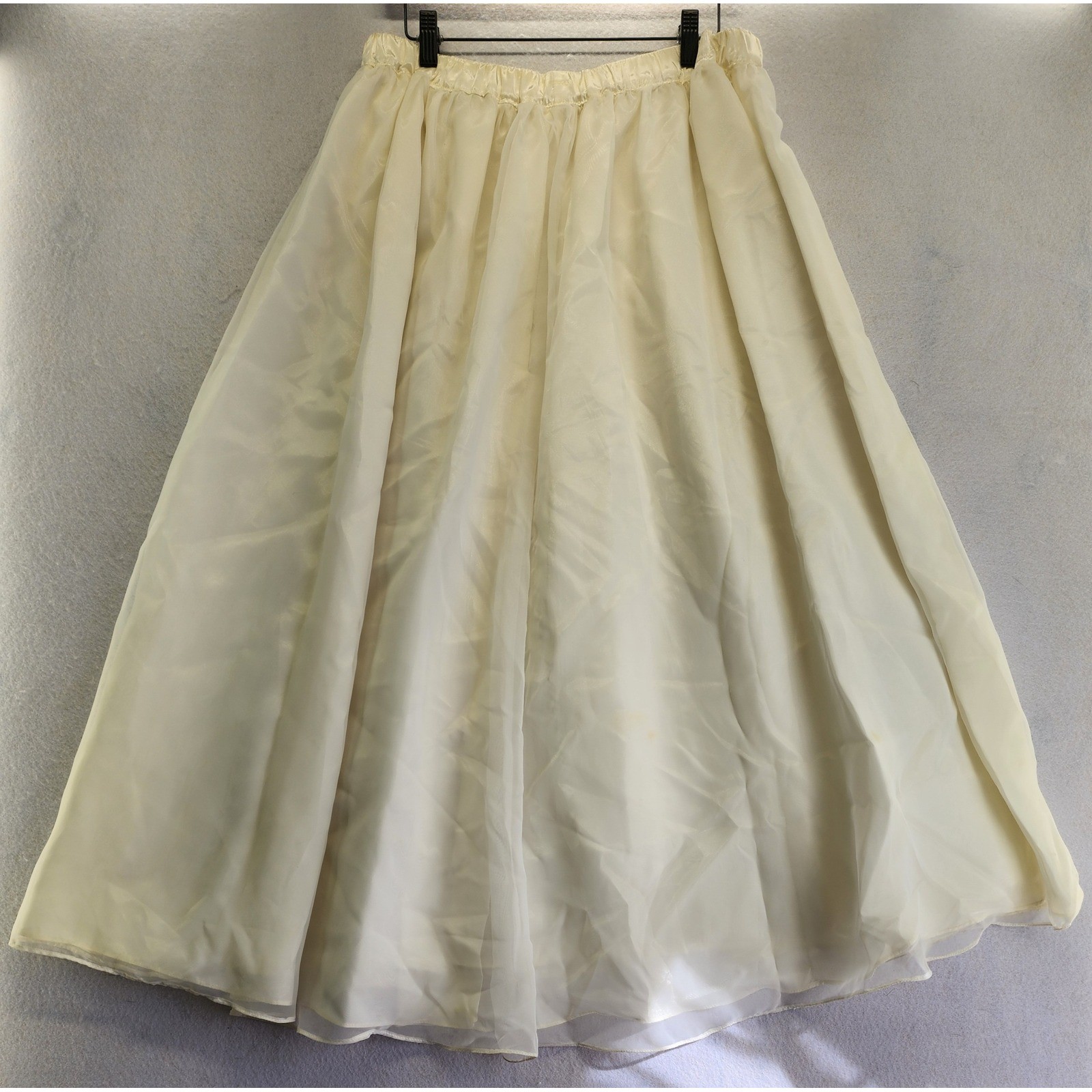 Vintage Red Taffeta Puff Sleeve Top and White Satin Maxi Skirt Set Made USA 1X