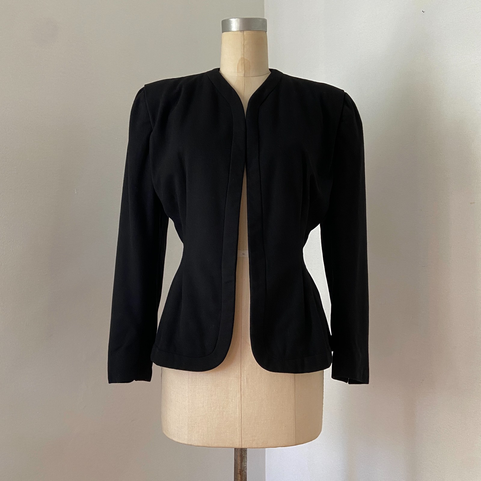 Vintage 1940s Black Wool Blazer Forstmann Suit Jacket Shoulder Pads Small Medium