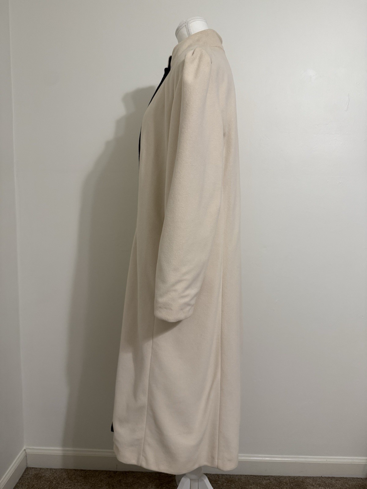 Vintage Kashmiracle Long Cream Trench Coat Wellington Fashions USA Size M Fall