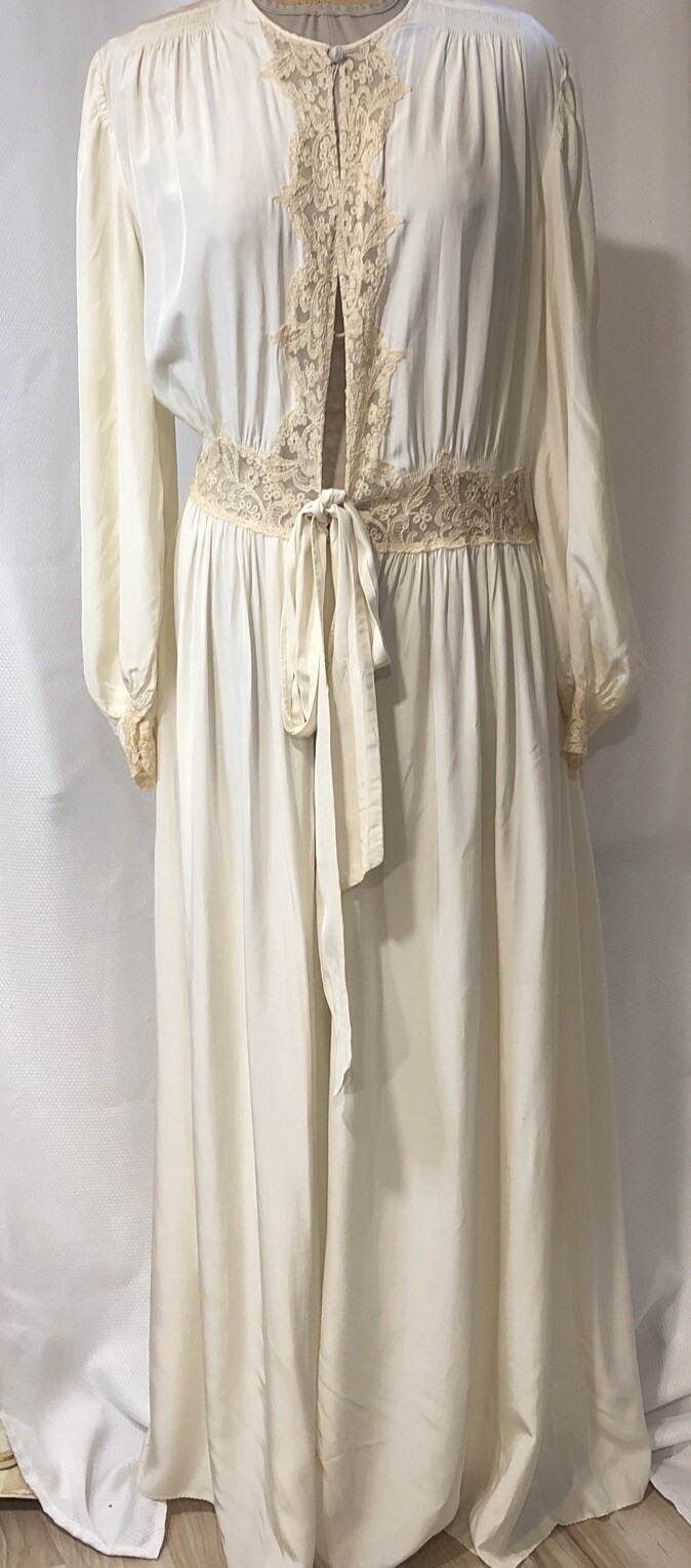 Vintage 1940s Styled by Tula Of Narco Ivory Liquid Satin Robe/Peignoir Size S/M