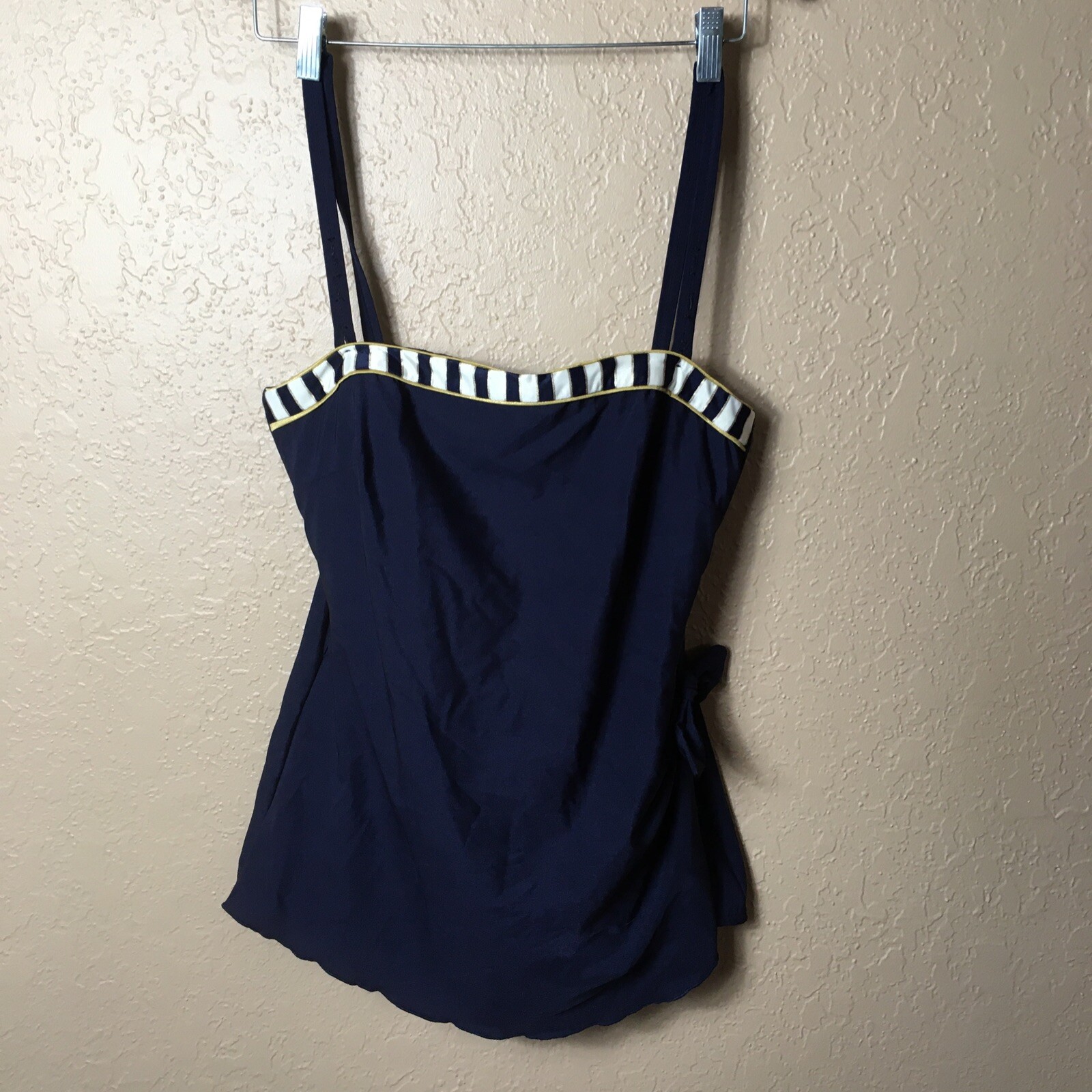 Roxanne Bra Sized Swimsuit 18 40 B 1-Piece Bathing Suit Removable Straps Control