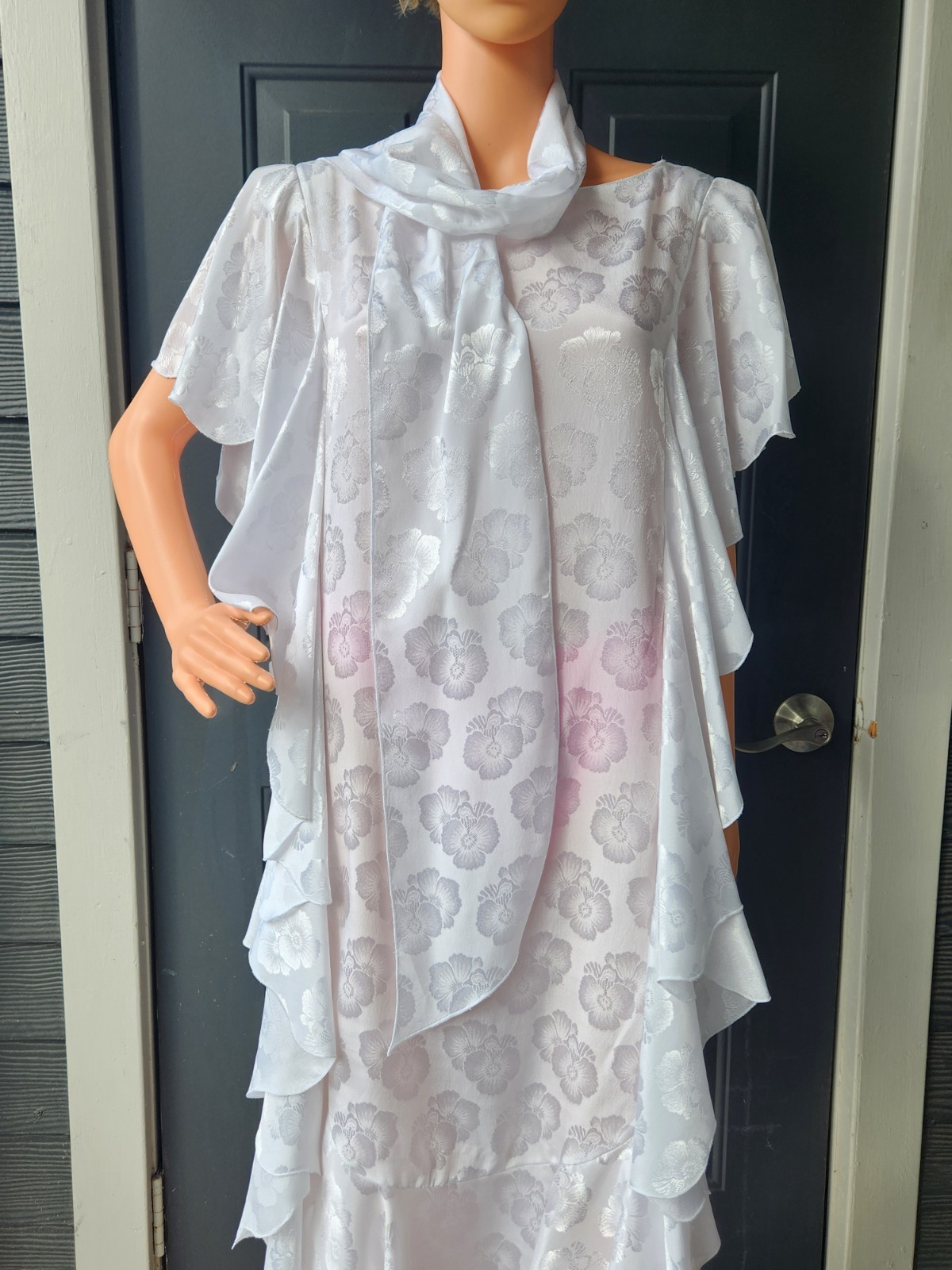 Vintage Miss Ashlee White Floral Jacquard Pattern Ruffle Dress & Scarf Tie Sz 8