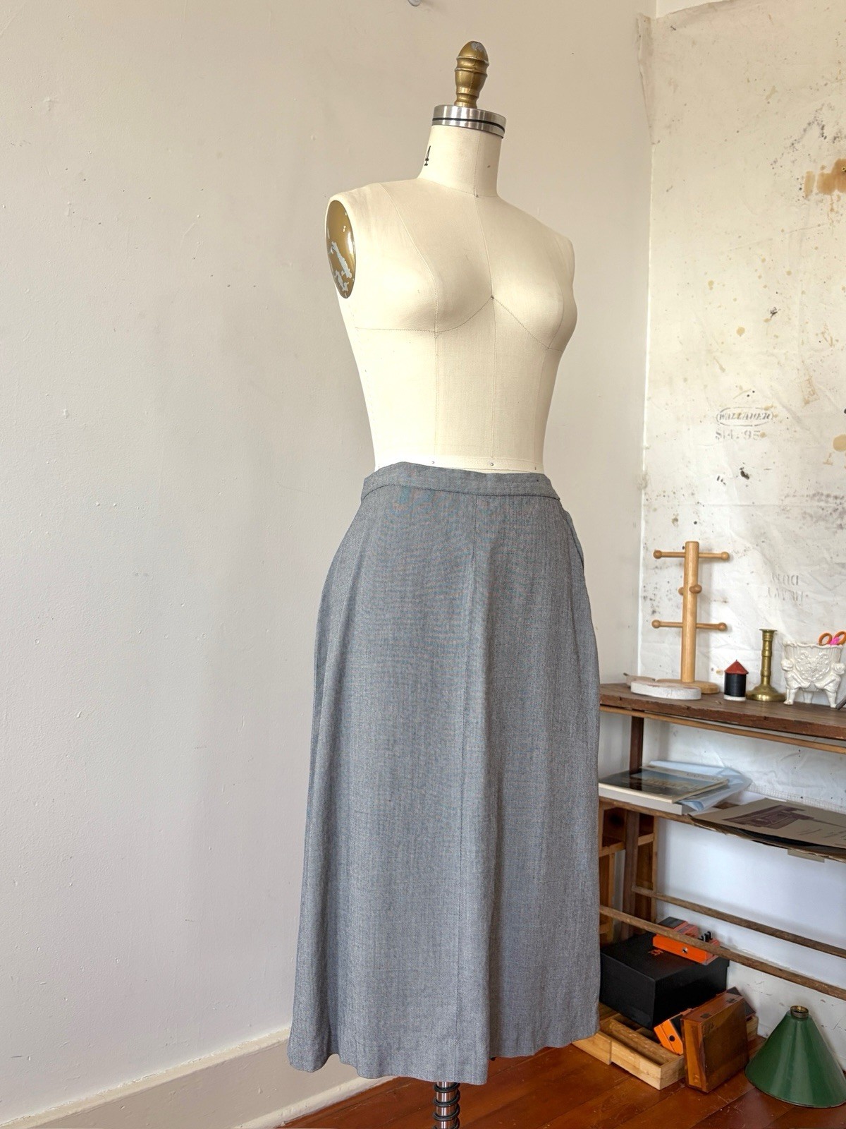 1940s 50s Grey Micro Herringbone Twill A-Line Midi Skirt Rayon Metal Side Zip S