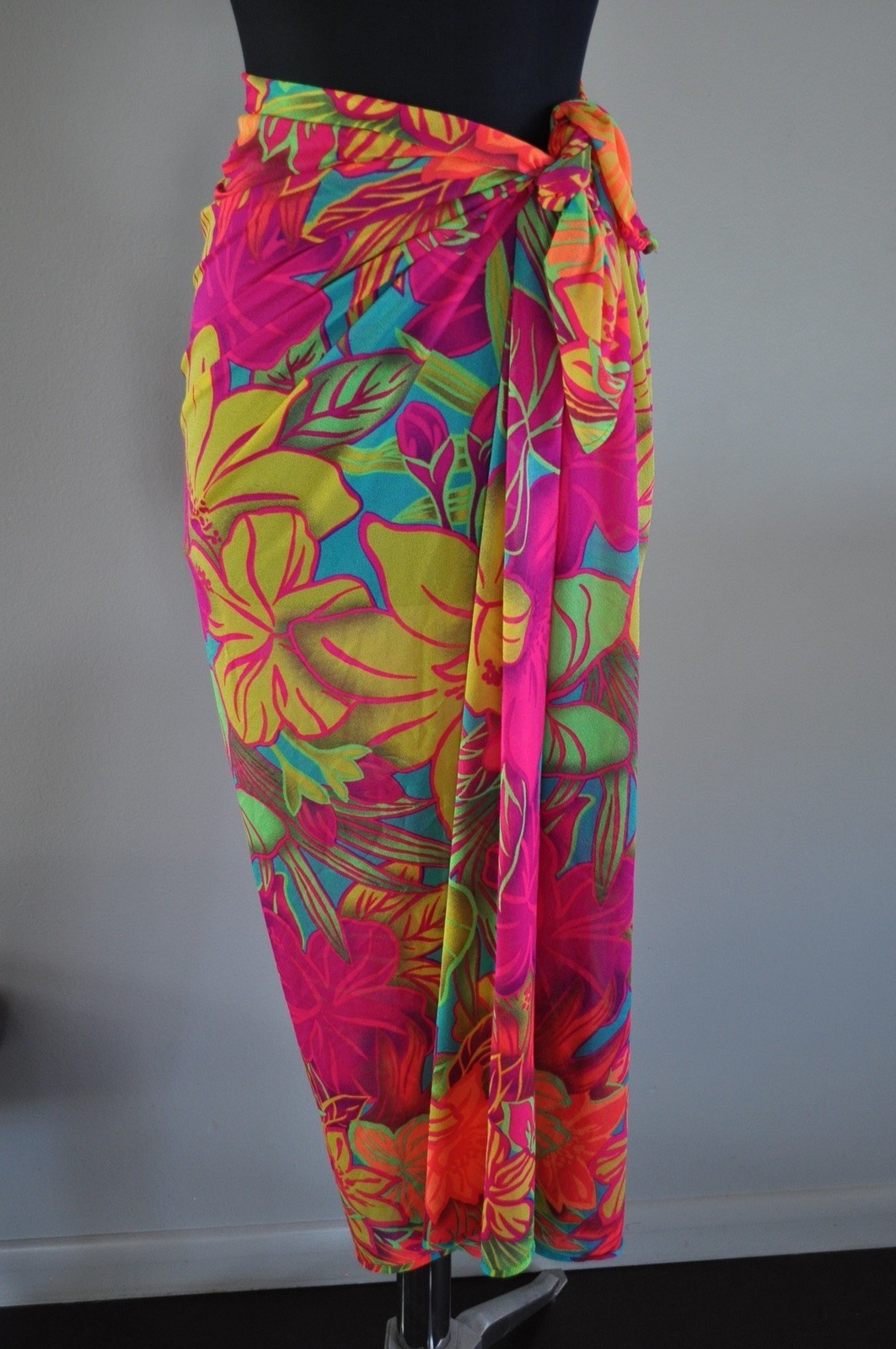Vintage Sessa Beach Wrap Sarong 100% Nylon NEON Floral made in USA One Size