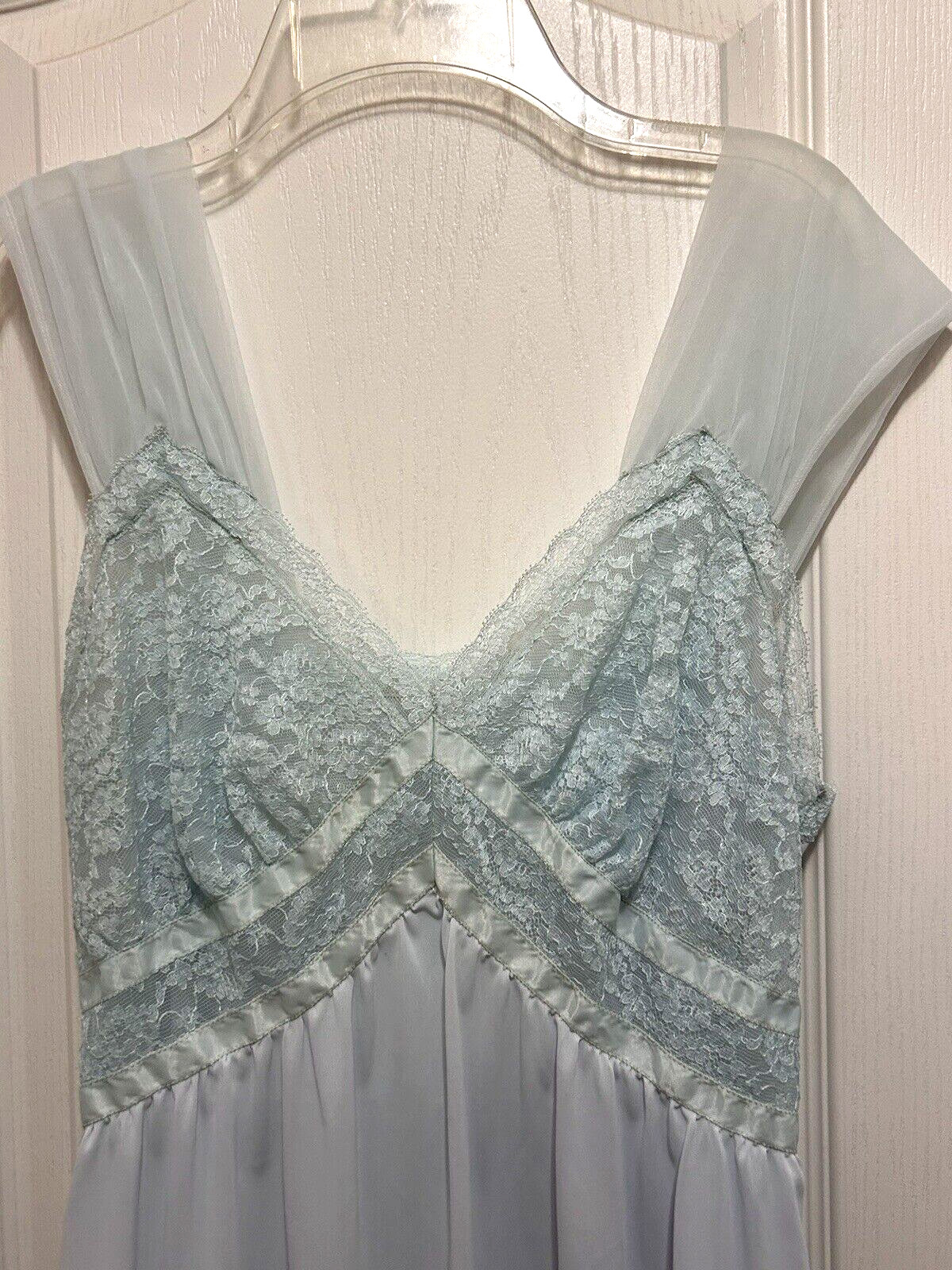 Seamprufe Vintage Size 34 Bust Pastel Blue Sleeveless Chiffon Gown EUC