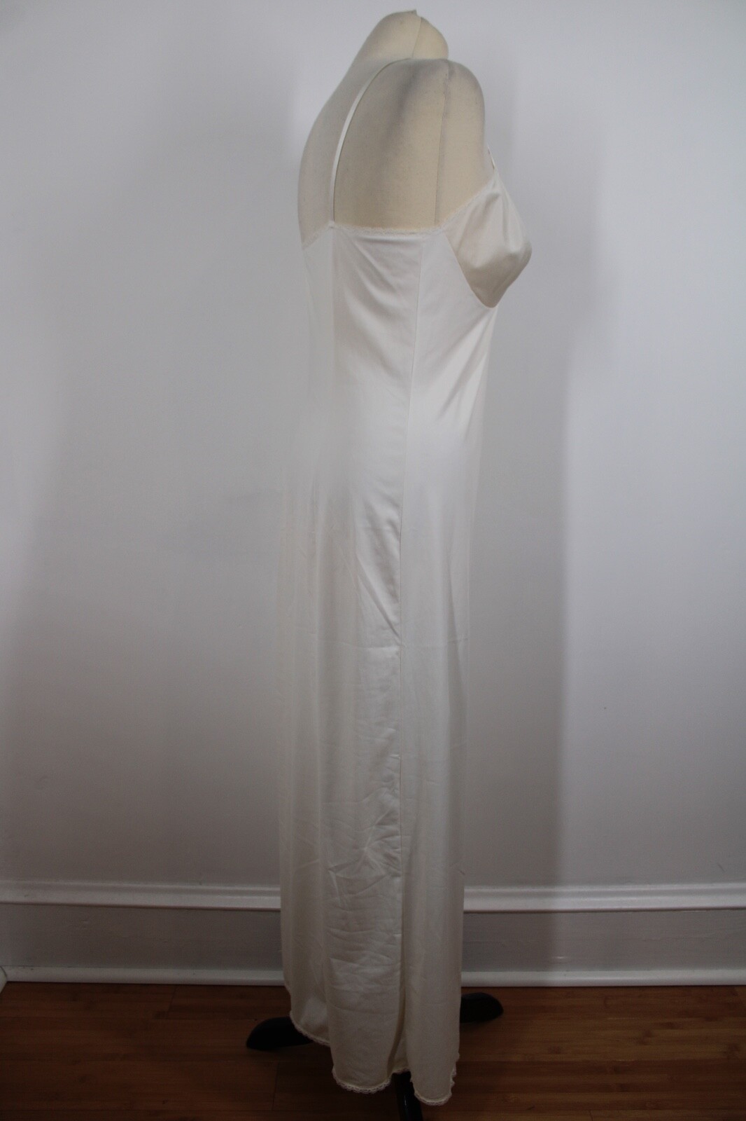 Vtg JC Penney MG 34/12 LL Ivory Antron Nylon Long Full Slip Dress Side Slit