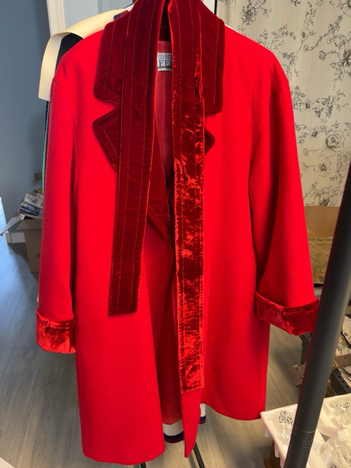 Vntg Gianfranco Ferré Red Virgin Wool Silk Velvet Belted Coat Made Italy size 44