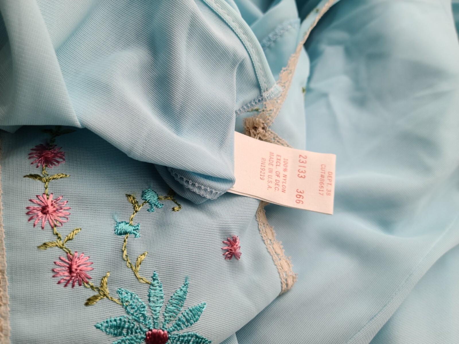 Vintage Sears Medium 2 pc. Nightgown Robe, Blue w/ Lace and Floral Embroidery M