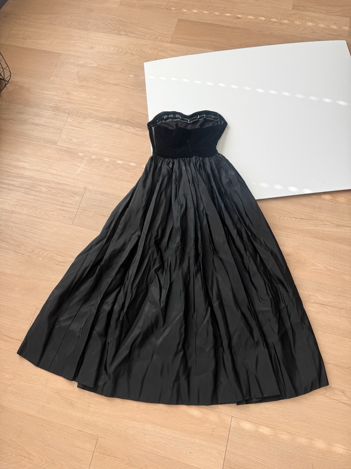 Vintage 40s/50s Black Dress Formal Maxi Strapless Velvet Floral Gown Prom