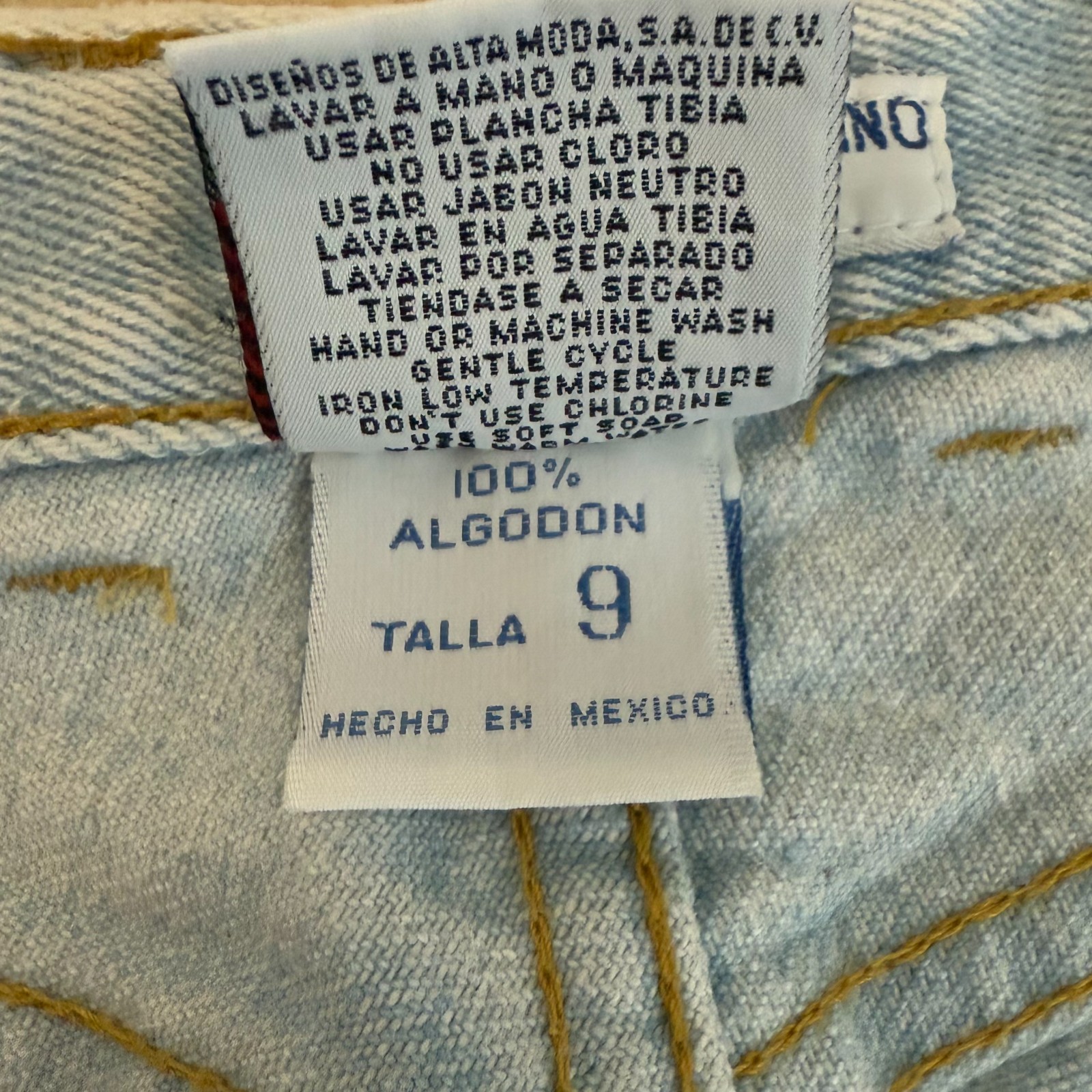 Vintage (c. 1990s) Georges Marciano for Guess Jeans Cut 09827 Zippered Ankles