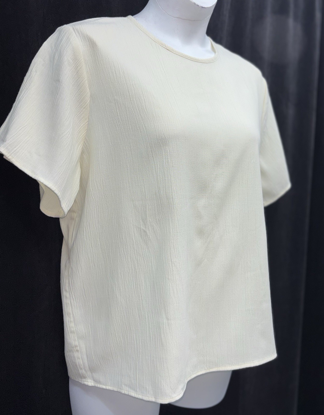 VTG Copy-Cats Women Size L Buttoned Keyhole Back Short Sleeve Top Solid Cream