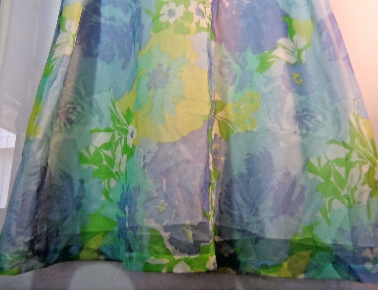 Vintage Floral 50’s Atomic Dress Casual Full Size 15-16 Made in California