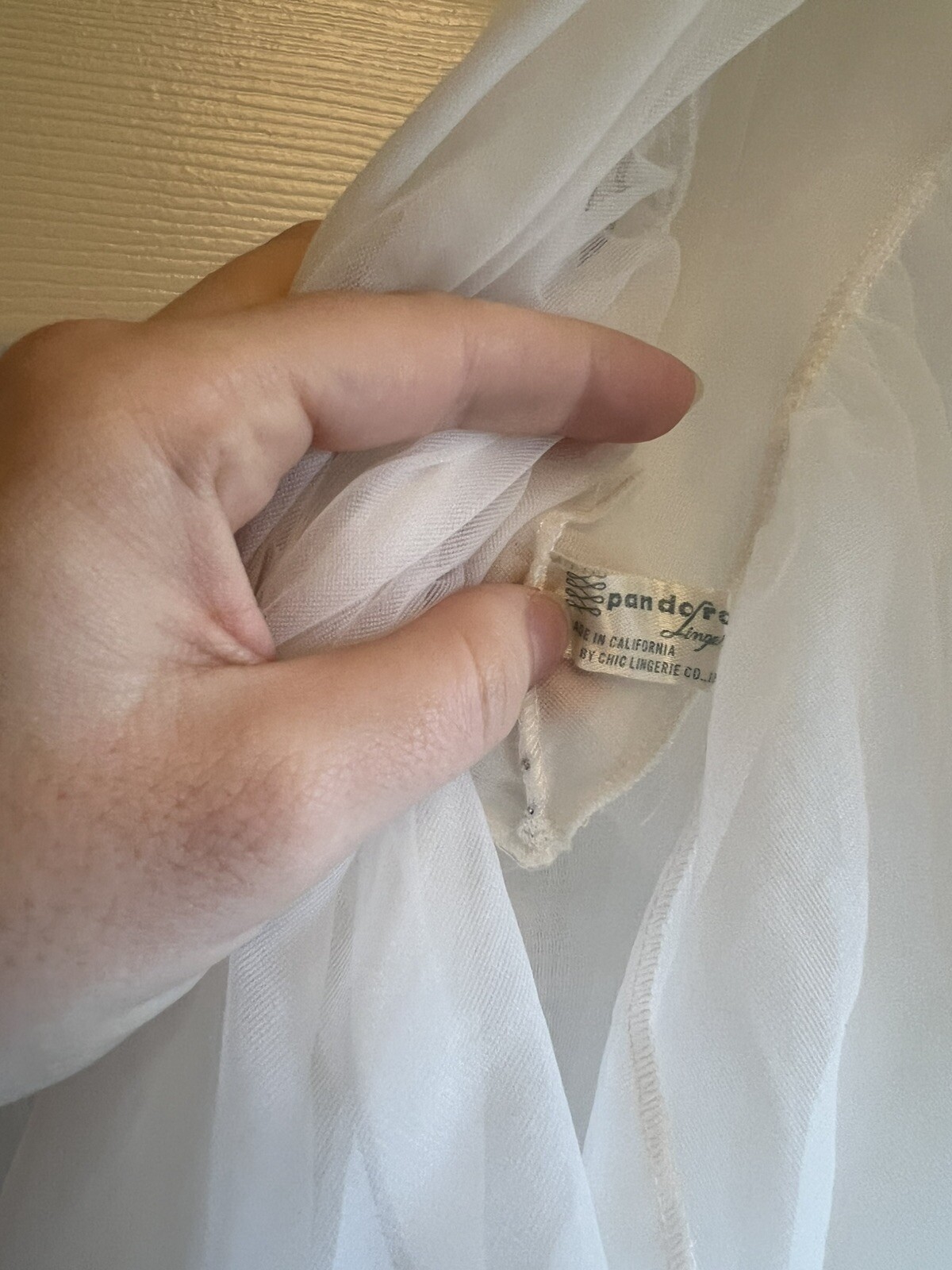 Vintage 60s(?) Pandora’s Lingerie Peignoir Bridal Chiffon Robe Size Medium