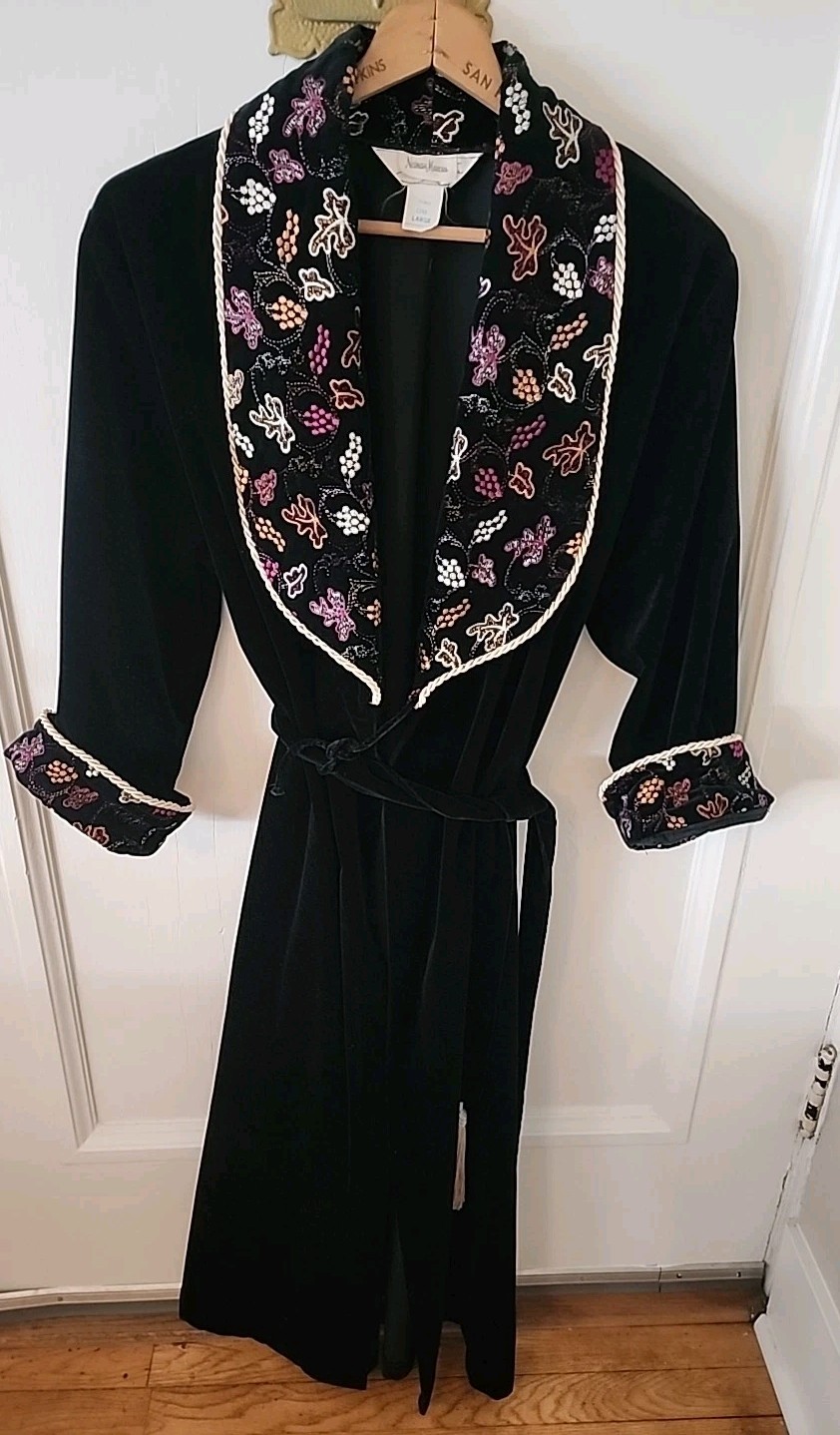 Vintage Diamond Tea Velvet Shawl Collar Embroidered Robe Black Large