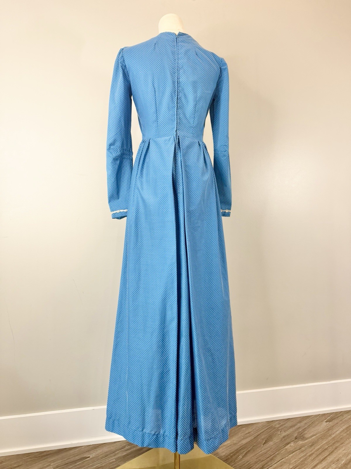Vintage 1970s Prairie Dress Swiss Dot Cottagecore Romantic Elegant 70s Blue