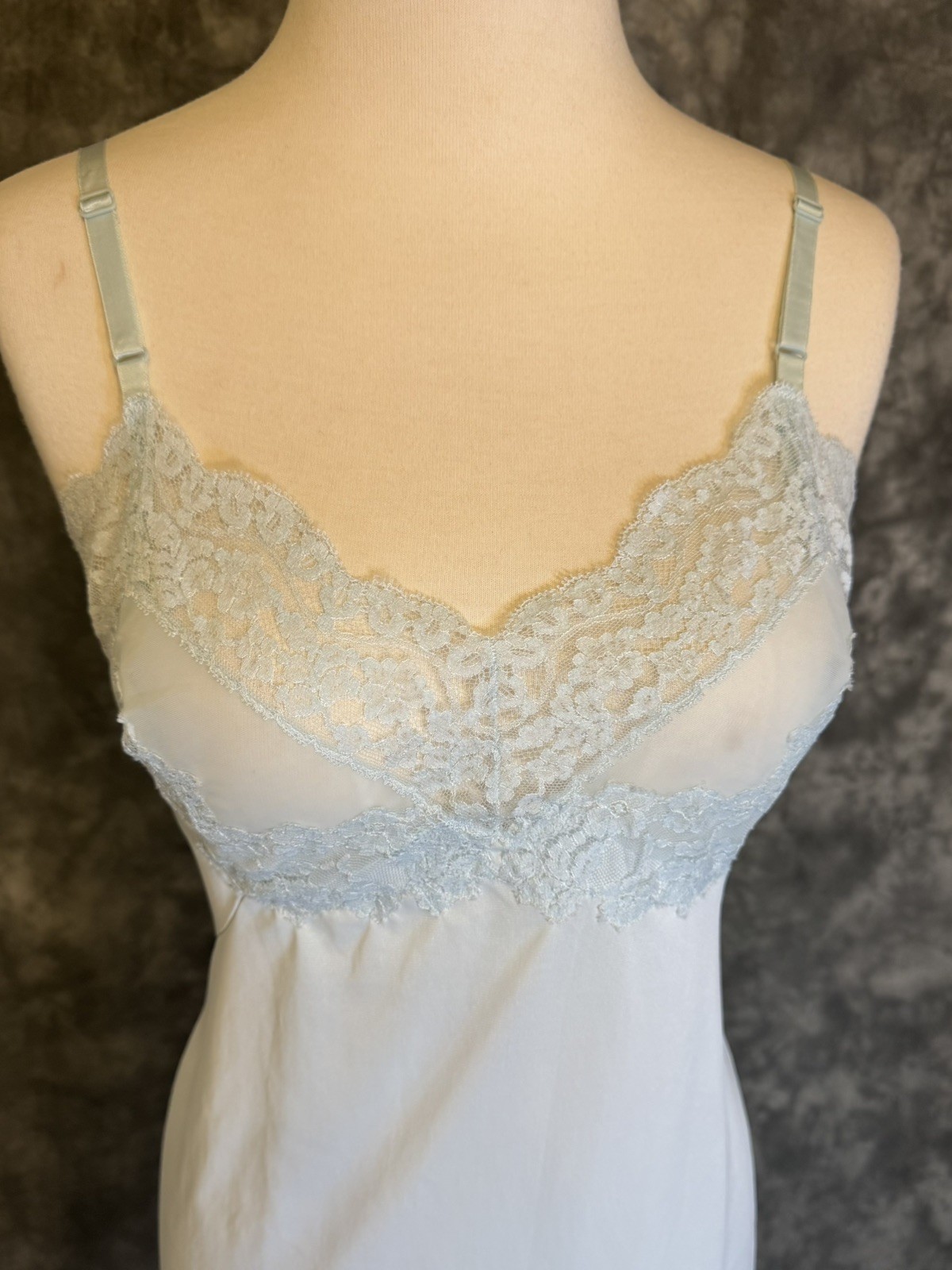 1960/70s VTG Vassarette Nylon Blue Full Slip w/ Chiffon &Lace 34