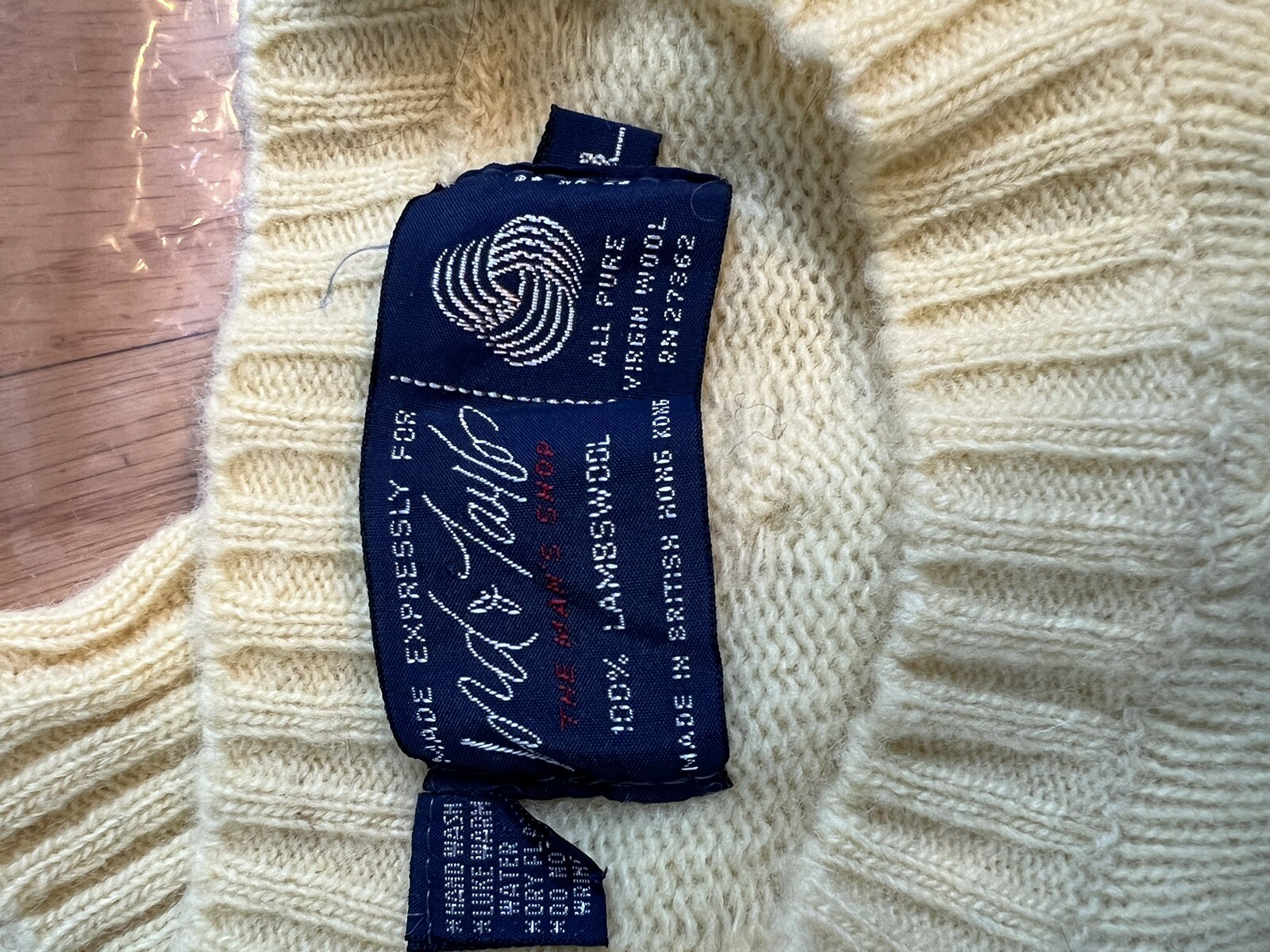 Lord And Taylor Virgin Wool Sweater Yellow British Hong Kong Size L Mans Shop