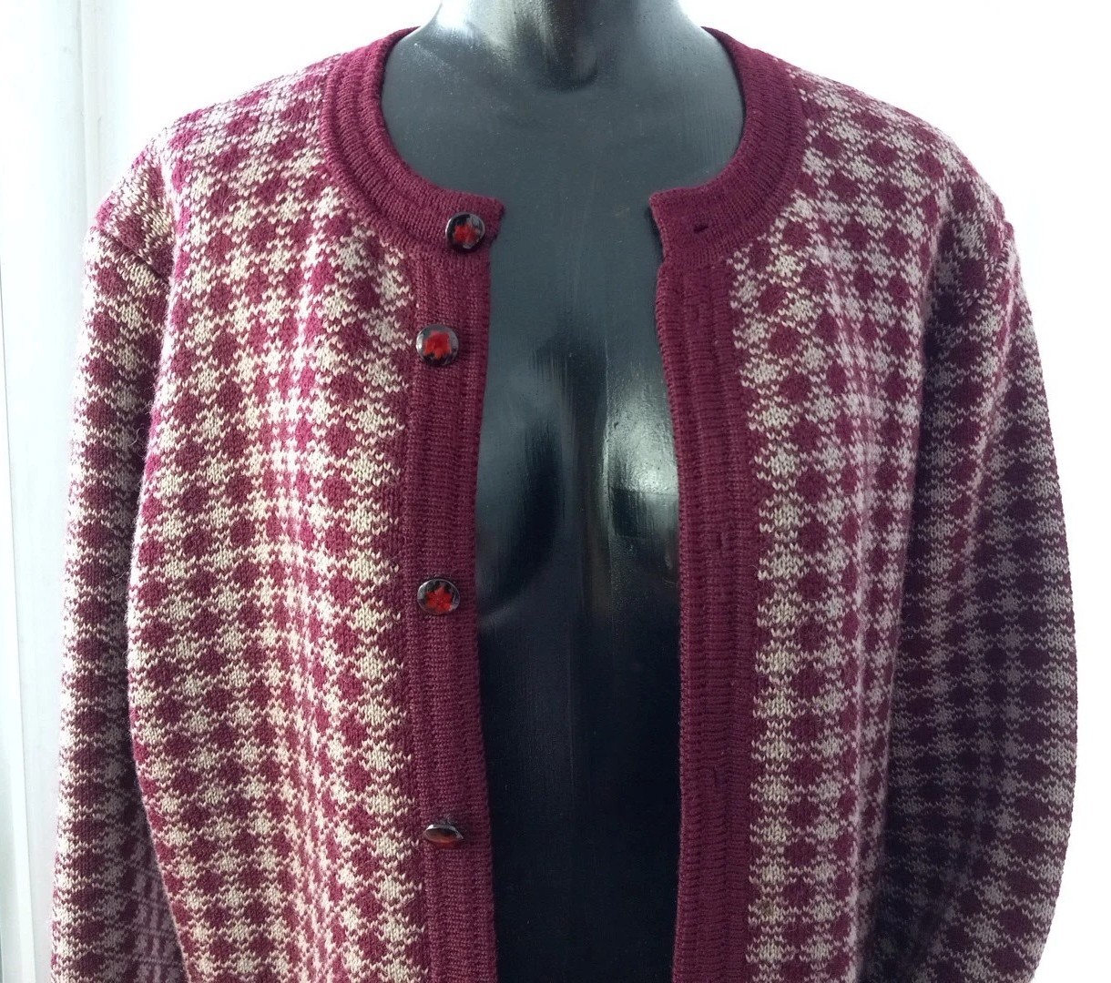 Vtg Retro Handmade Womens Cardigan Sweater Medium Knit Buttons Pockets Chest 41″
