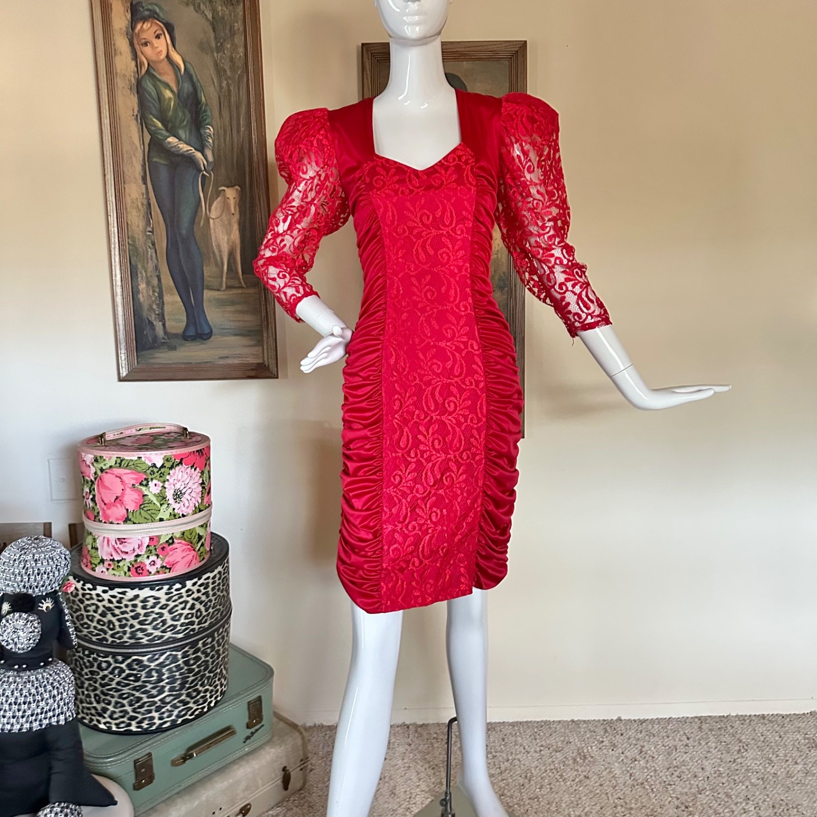 Vintage 1980s Vampy Red Lace Coffin Ruched Wiggle Holiday Prom Dress S/M