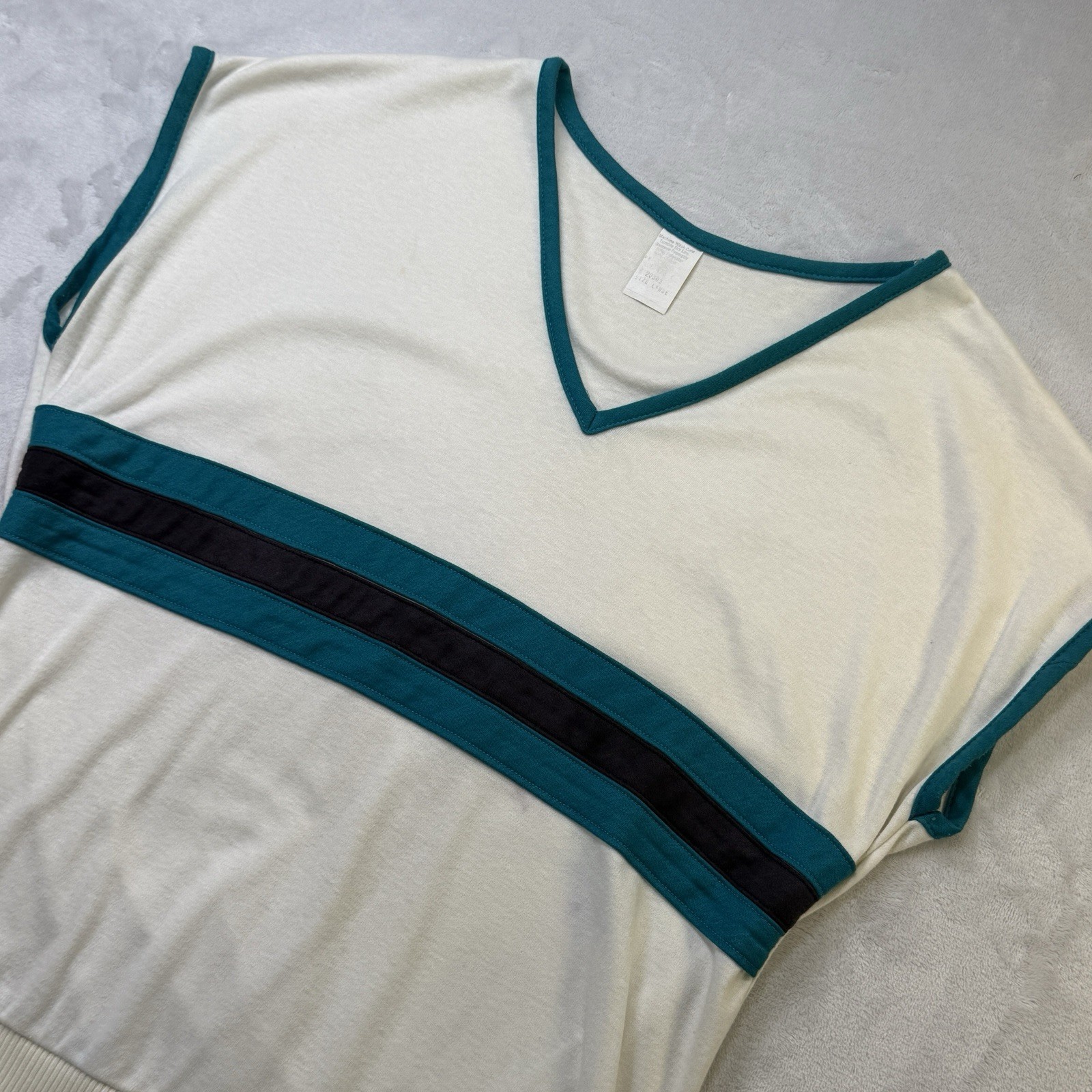 Vintage 70s Womens V Neck Stripe Knit Top Cream Teal Retro Shirt