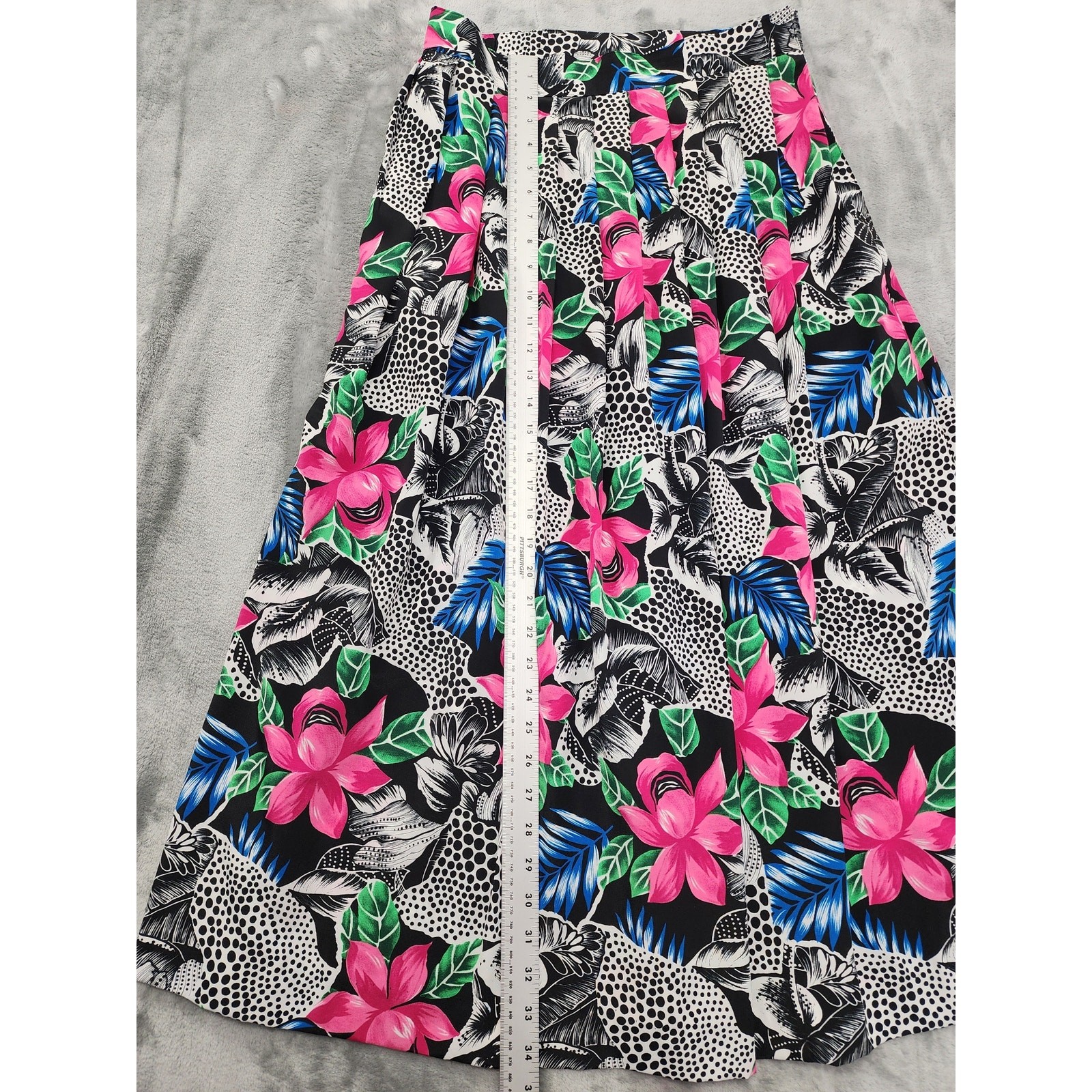 Vintage Leslie Fay Pleated Midi Skirt Size 14 Multicolor Floral Animal Print
