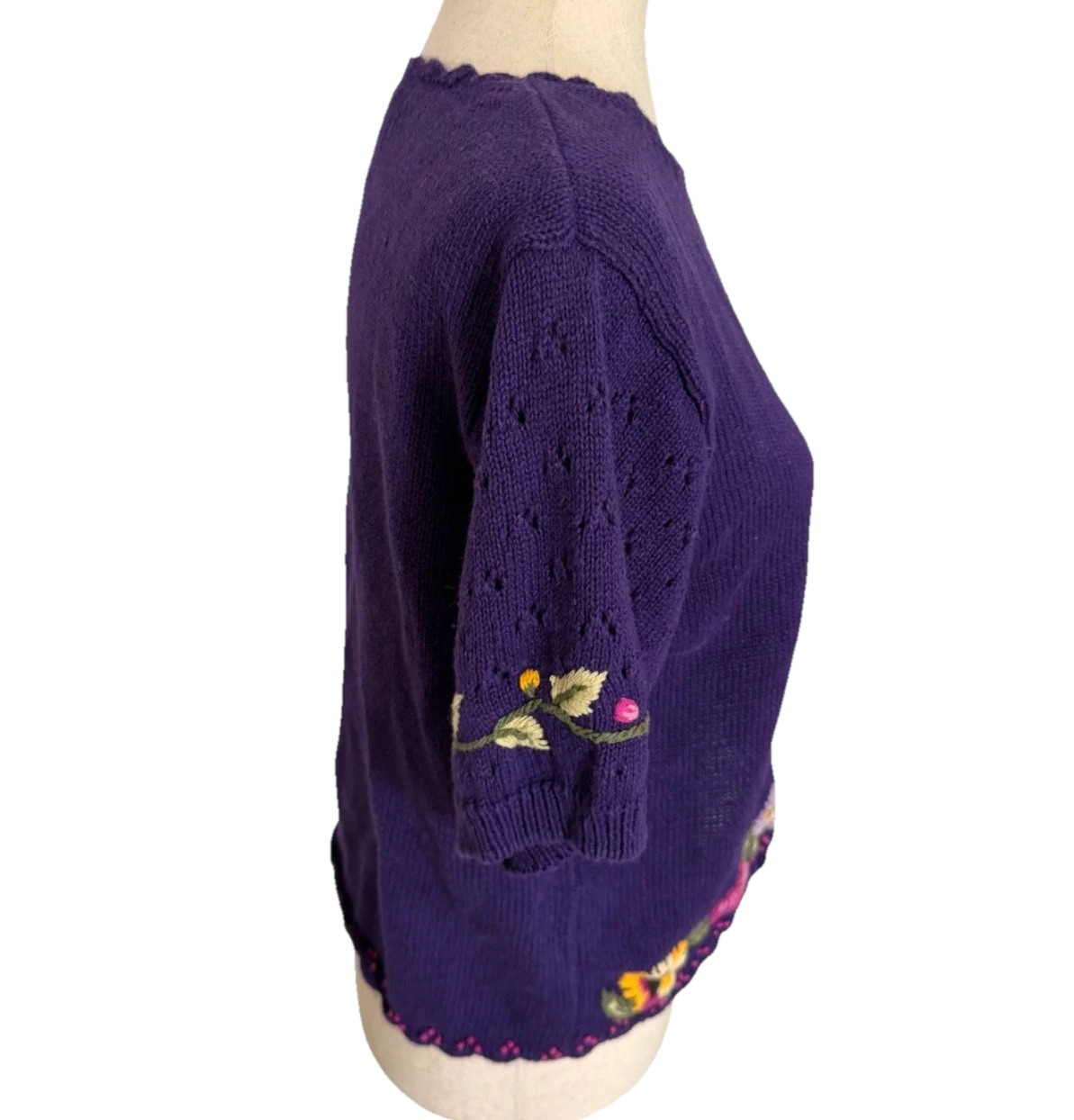 Vintage 90s Hand Embroidered Medium Purple Floral Top Boho Artisan CottageCore