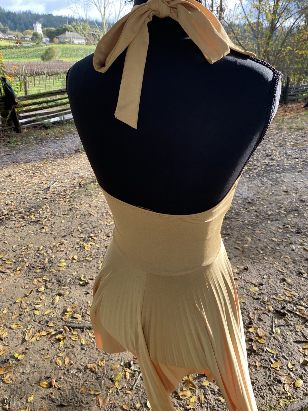 Fabulous Marilyn Monroe – Style Gold Halter Dress WM SZ S