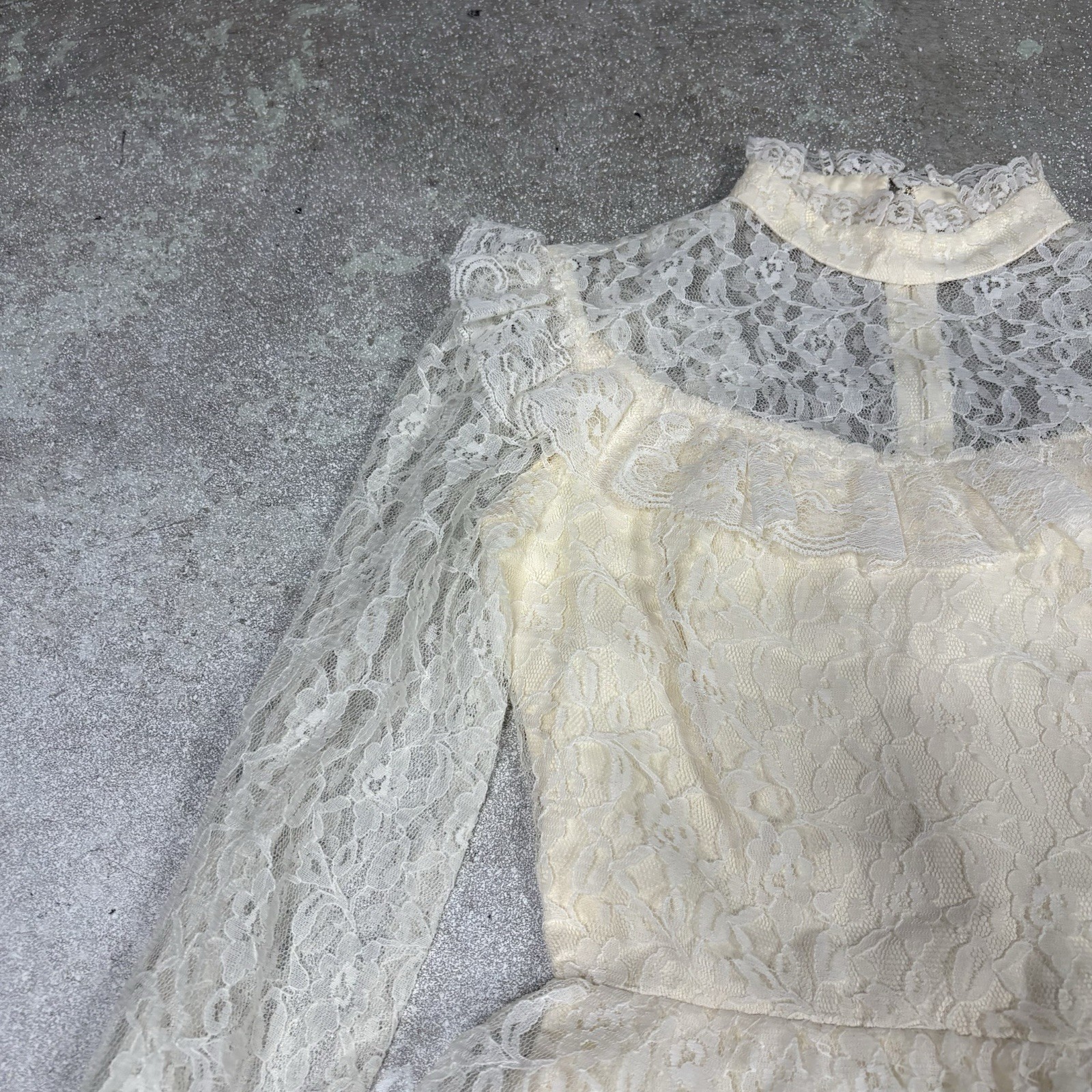 Vintage 1970s Bohemian Whimsical Prairie Lace Ivory Dress Size 8/9 Cottagecore