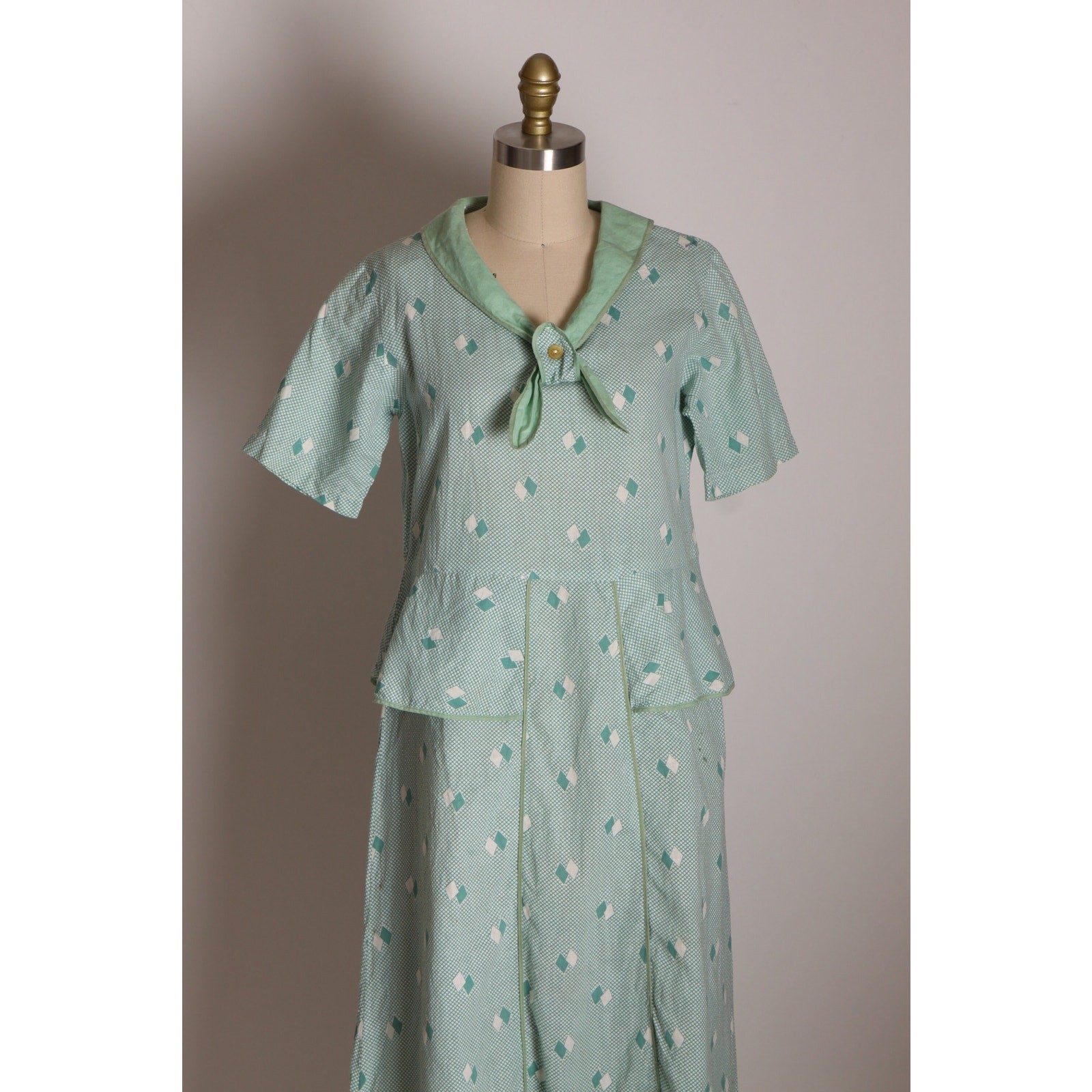 1930s Mint Green Blue Cream Short Sleeve Diamond Shape Feedsack Dress